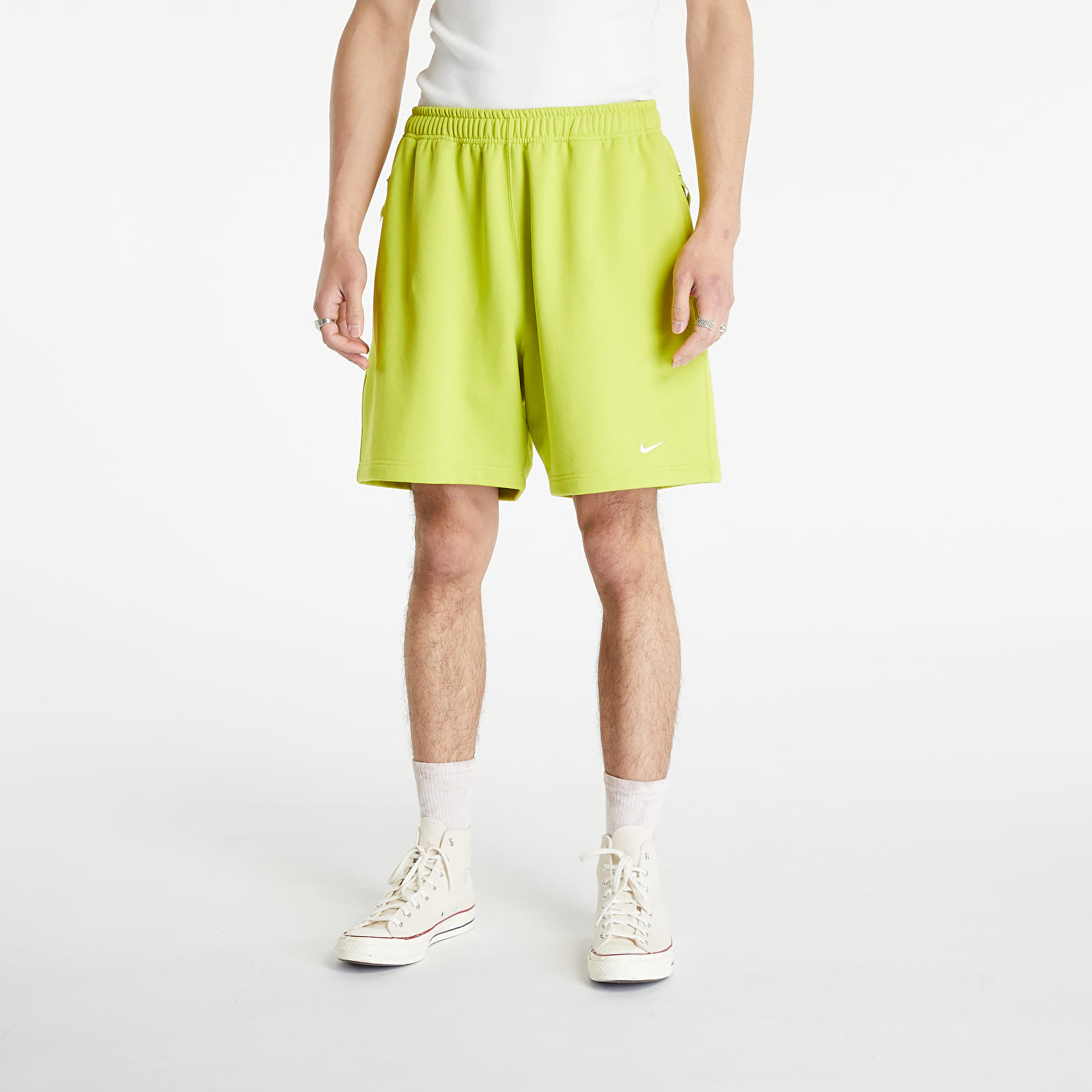 Nike Solo Swoosh Men\'s French Terry Shorts Bright Cactus/ White