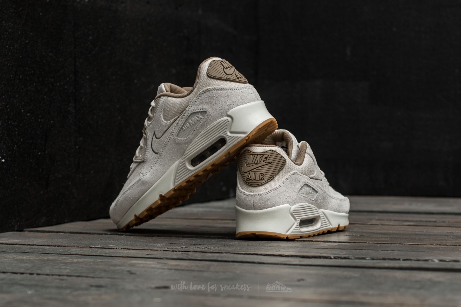 Moški čevlji Nike Air Max 90 Premium Phantom/ Phantom-Khaki-Sail