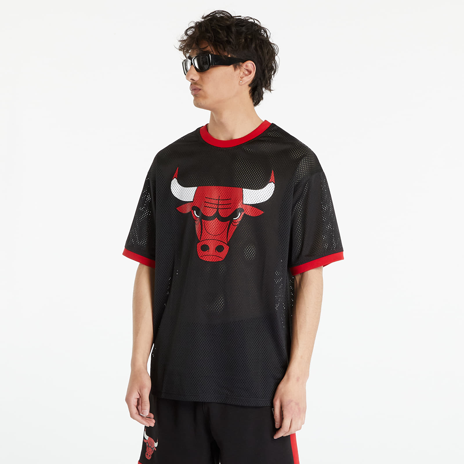 Tricouri  New Era Chicago Bulls NBA Team Logo Mesh Oversized T-Shirt Black/ Front Door Red