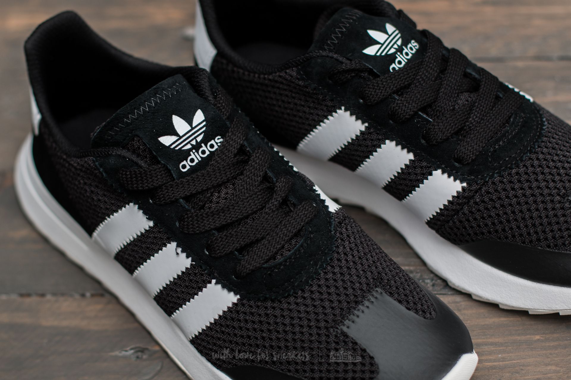 Women s shoes adidas Flashback W Core Black Ftw White Core Black Footshop