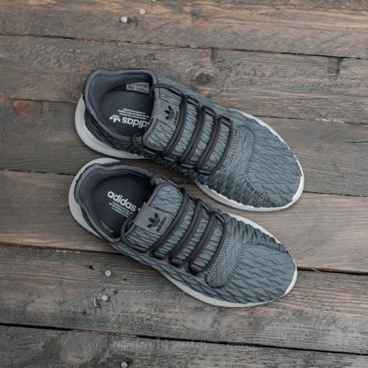 Tubular outlet shadow grigie