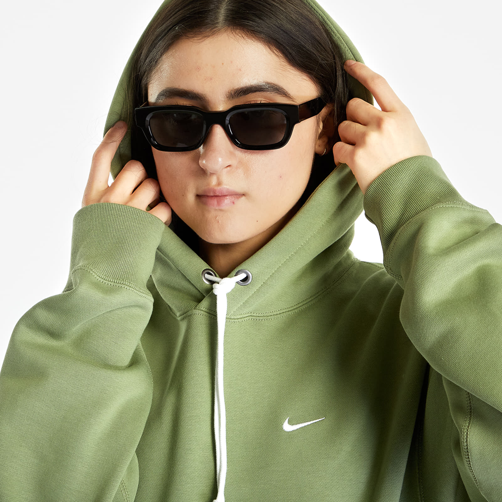 Hoodies and sweatshirts  Nike Solo Swoosh Men's Fleece Pullover Hoodie Oil Green/ White