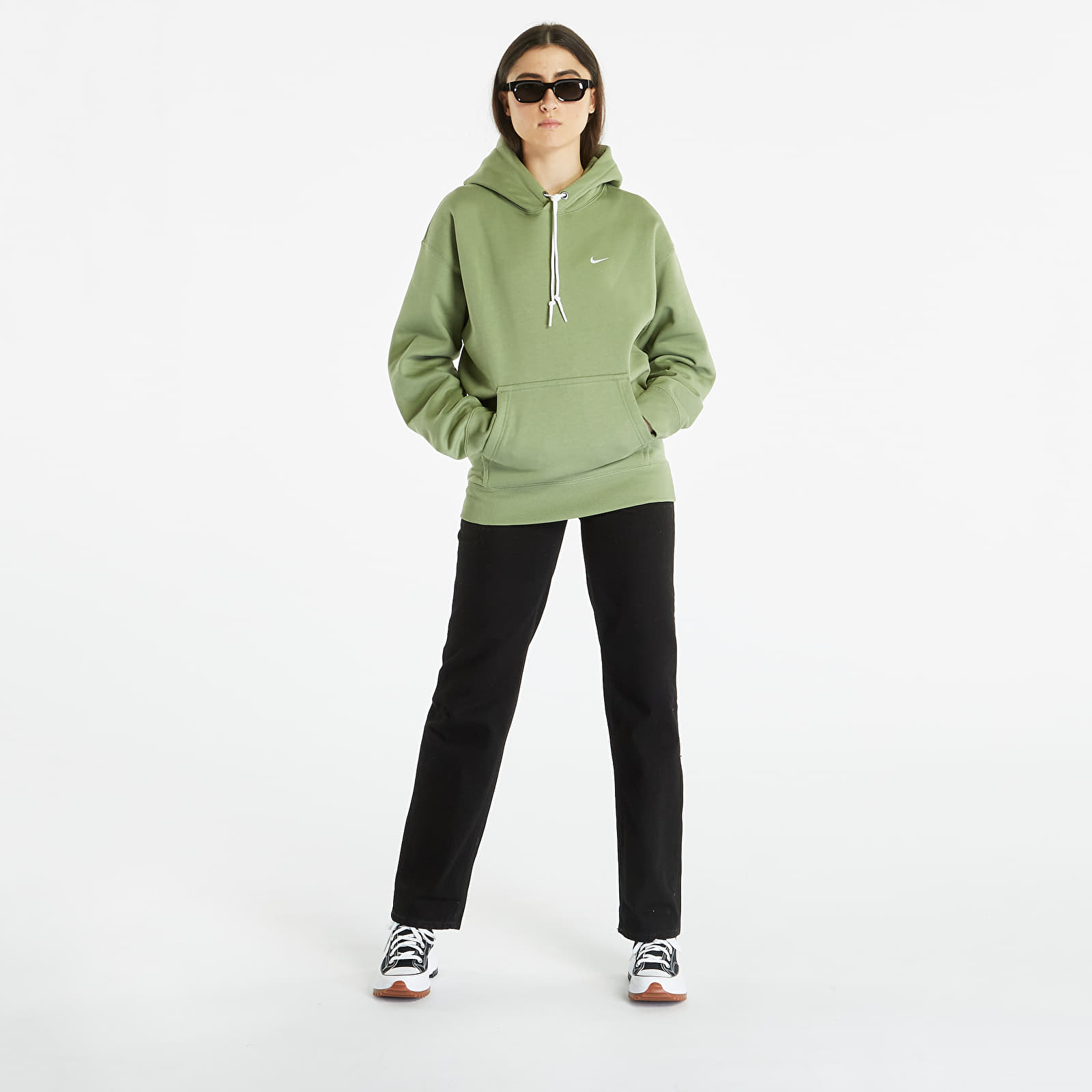Hoodies and sweatshirts  Nike Solo Swoosh Men's Fleece Pullover Hoodie Oil Green/ White