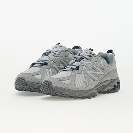 W410 new balance top