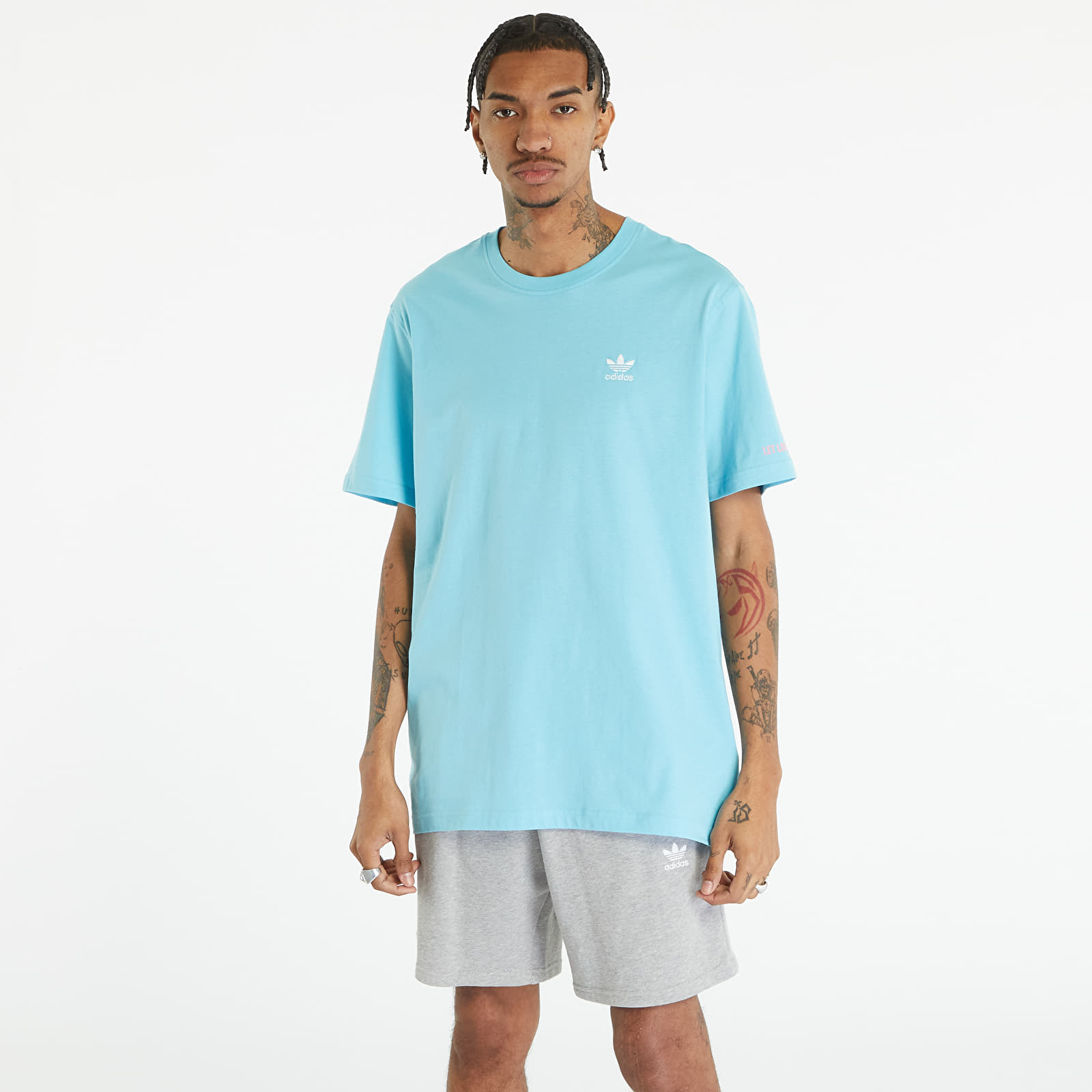 Adidas t deals shirt and shorts