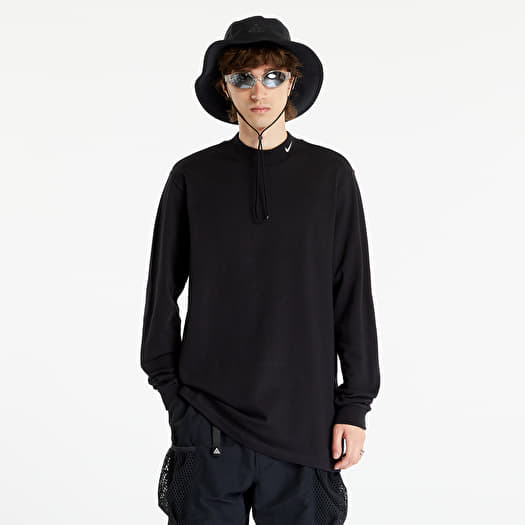 Long sleeve hooded hotsell t shirt nike