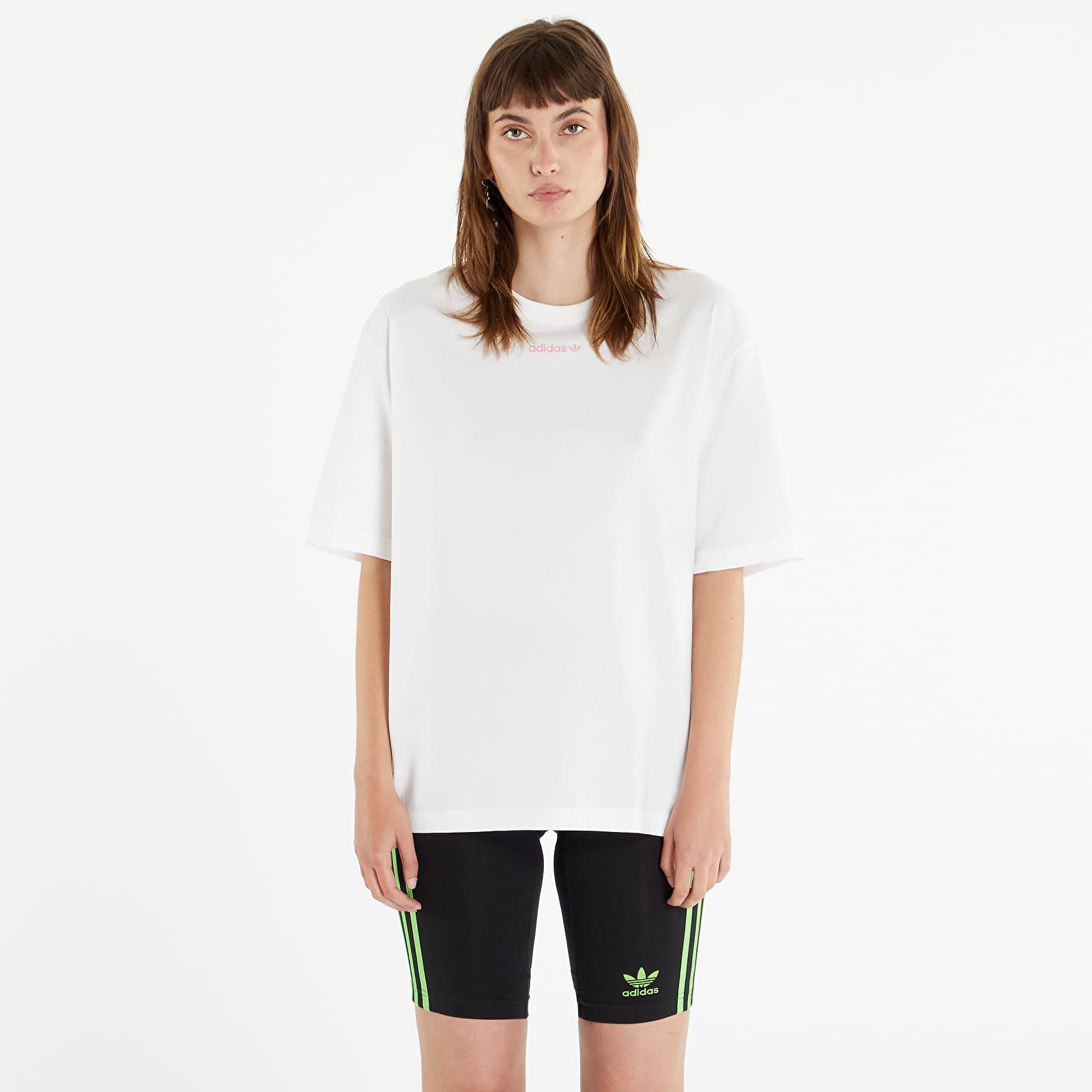 T-skjorter adidas Originals Island Club Graphic Tee White