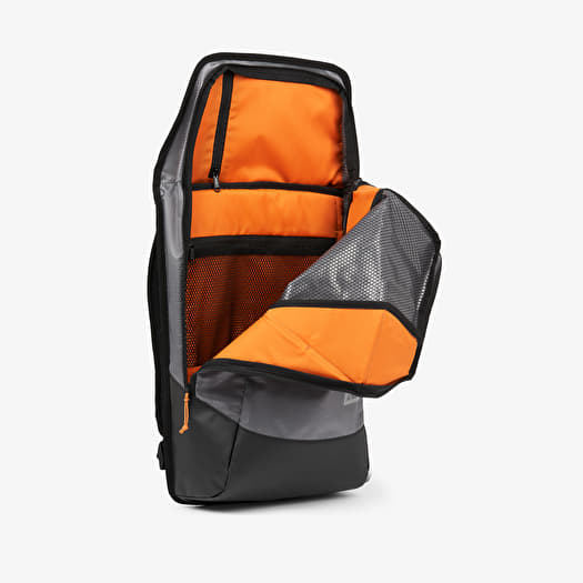 Aevor daypack top