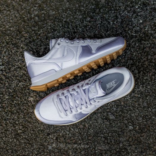Nike internationalist femme satin clearance