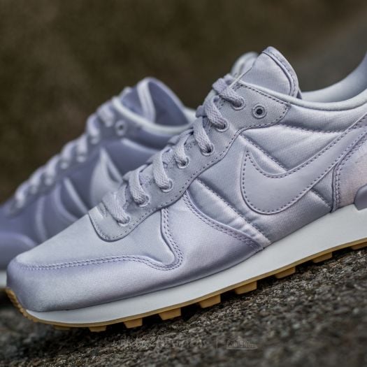 Women s shoes Nike W Internationalist QS Barely Grape Barely Grape Footshop