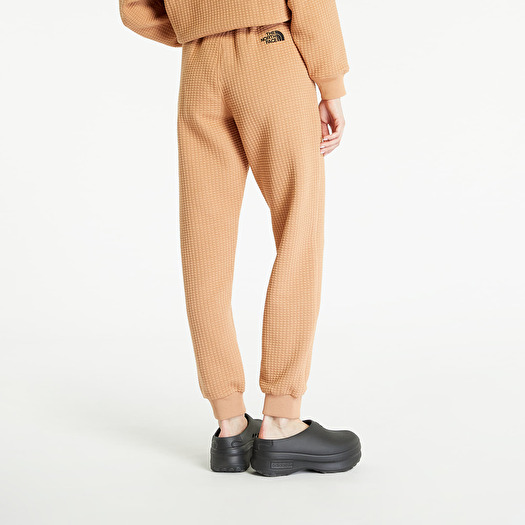 Nike quilted joggers outlet