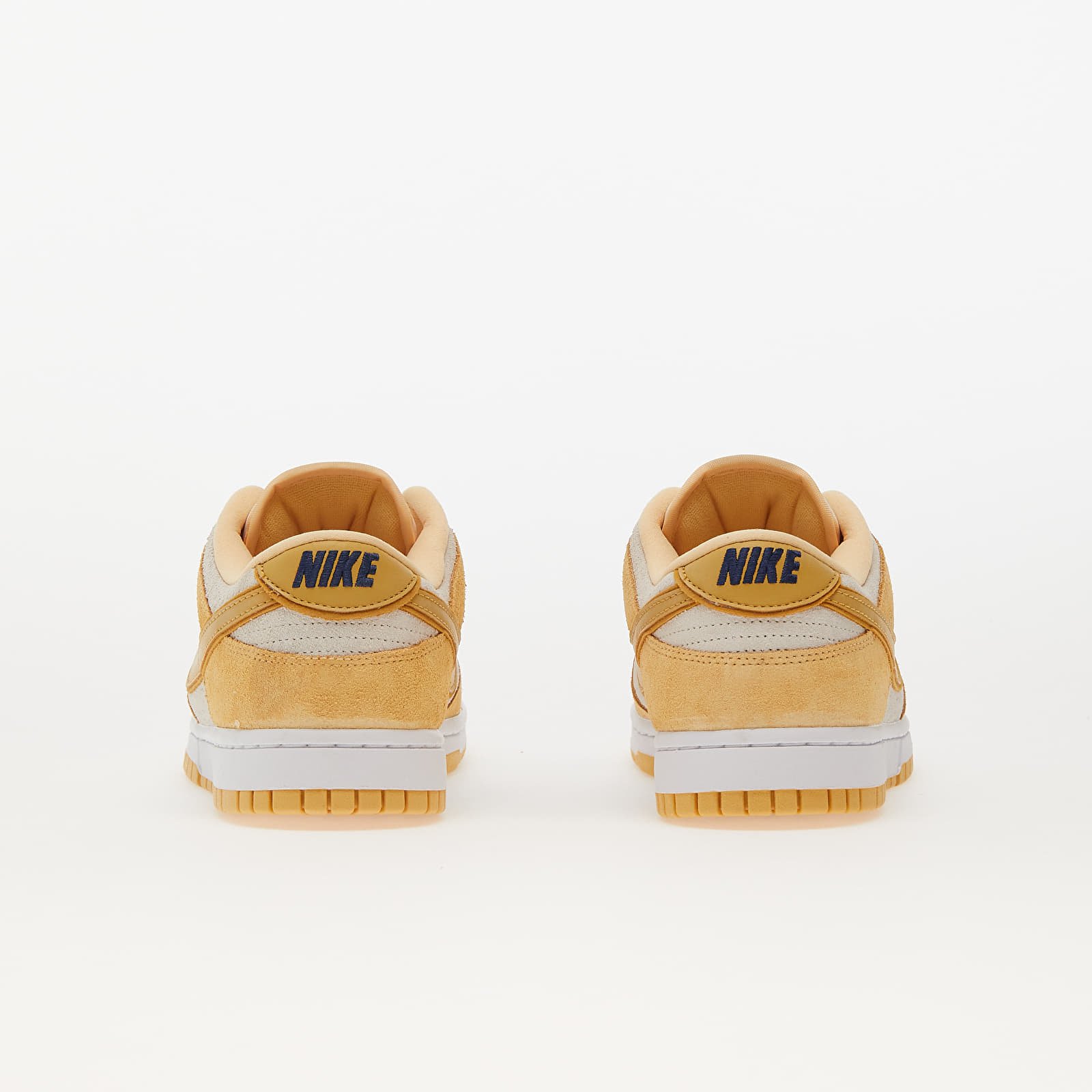 Damesschoenen Nike W Dunk Low LX Celestial Gold/ Wheat Gold-Sail