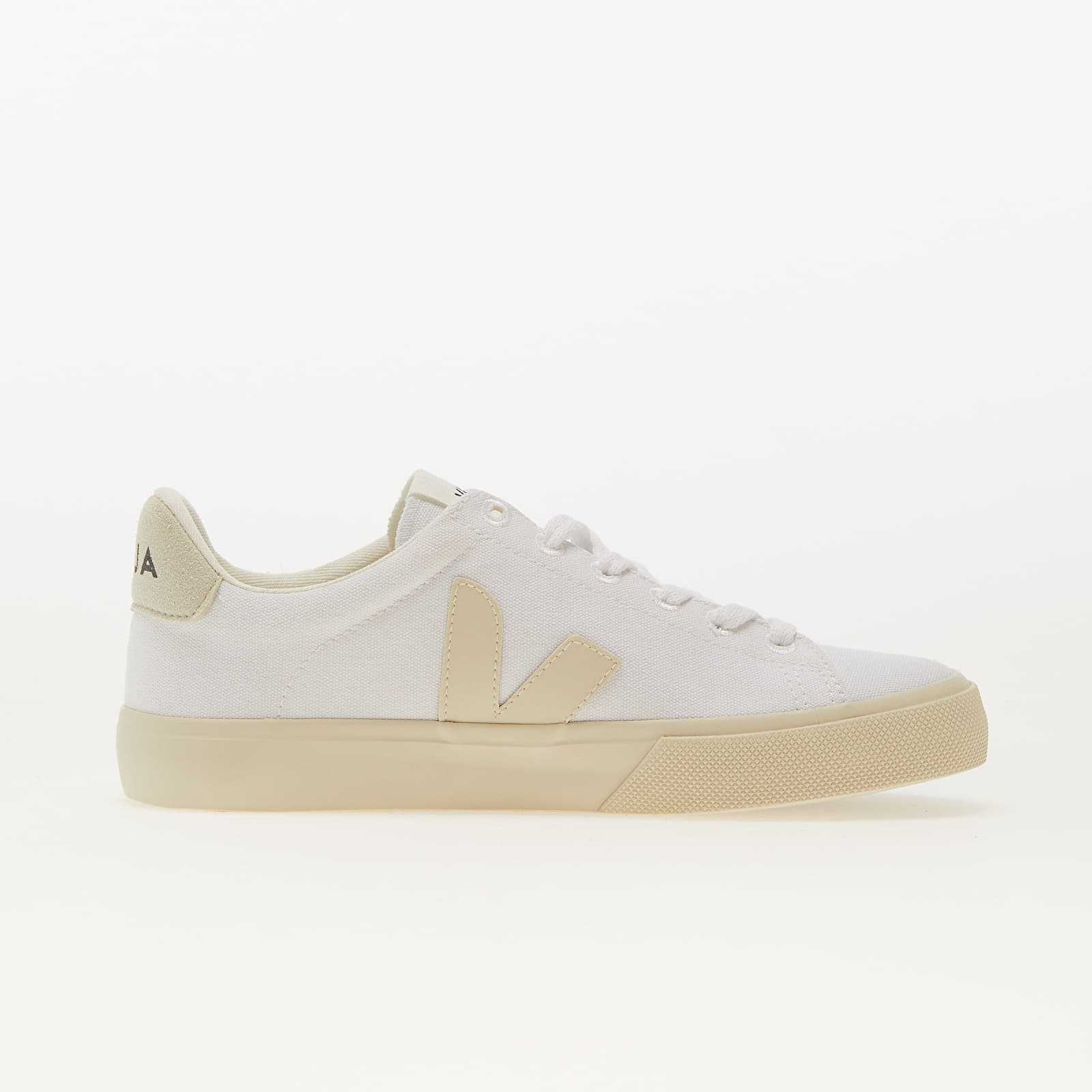 Veja campo white clearance pierre