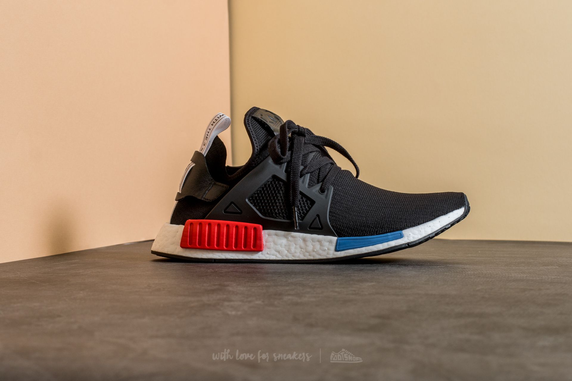 Sko til mænd adidas NMD_XR1 Primeknit Core Black/ Core Black/ Ftw White