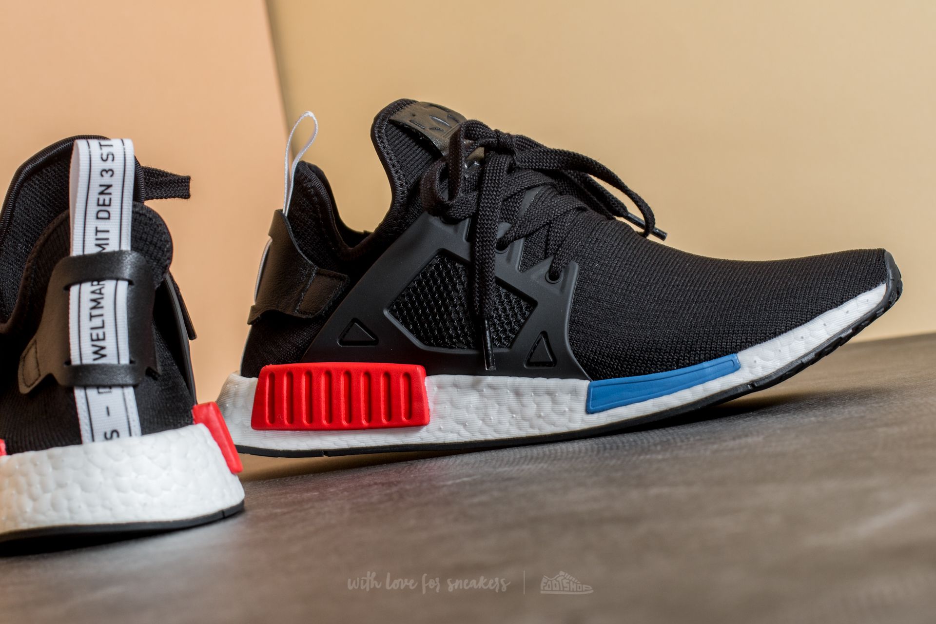 Sko til mænd adidas NMD_XR1 Primeknit Core Black/ Core Black/ Ftw White