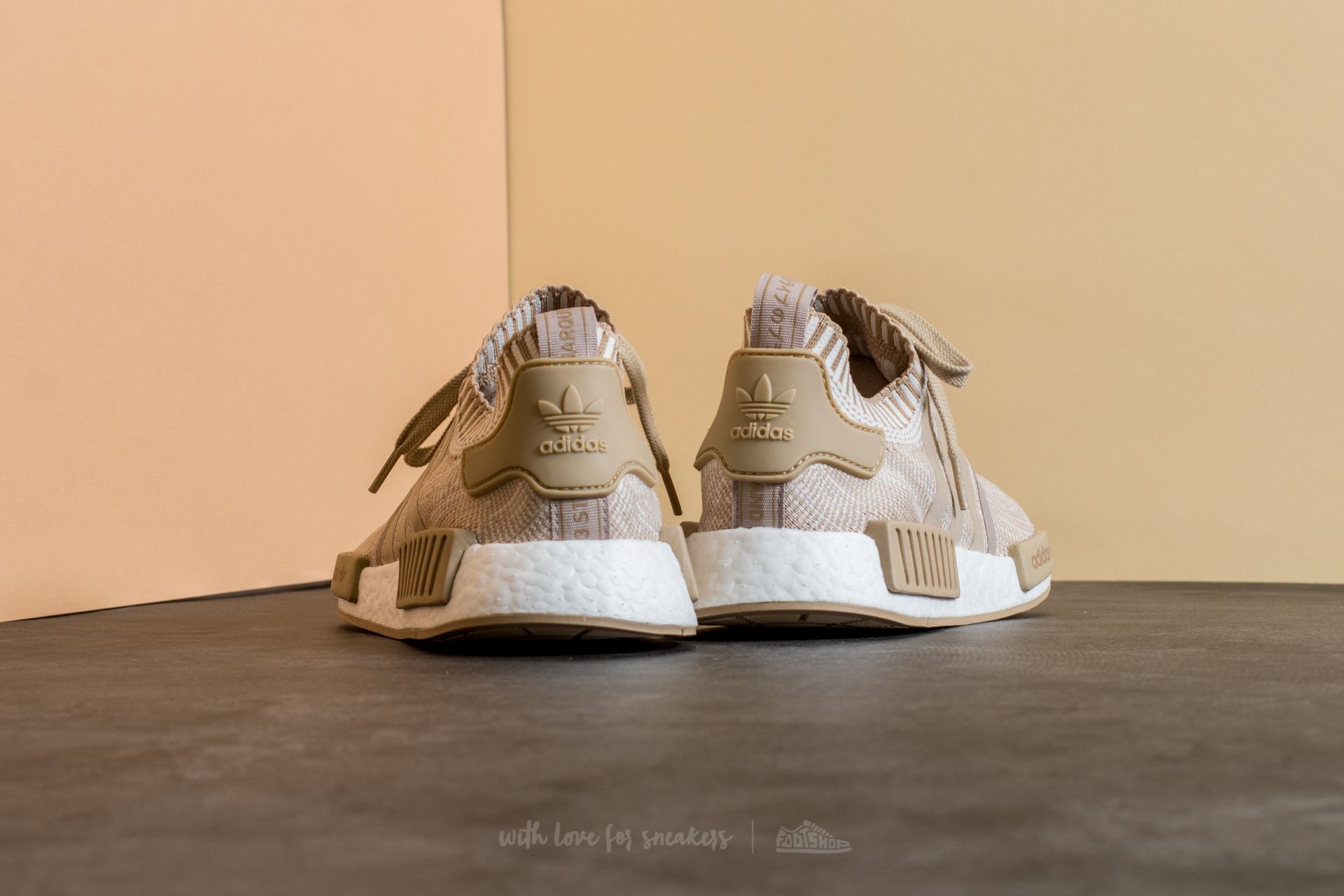Adidas nmd khaki queen shop