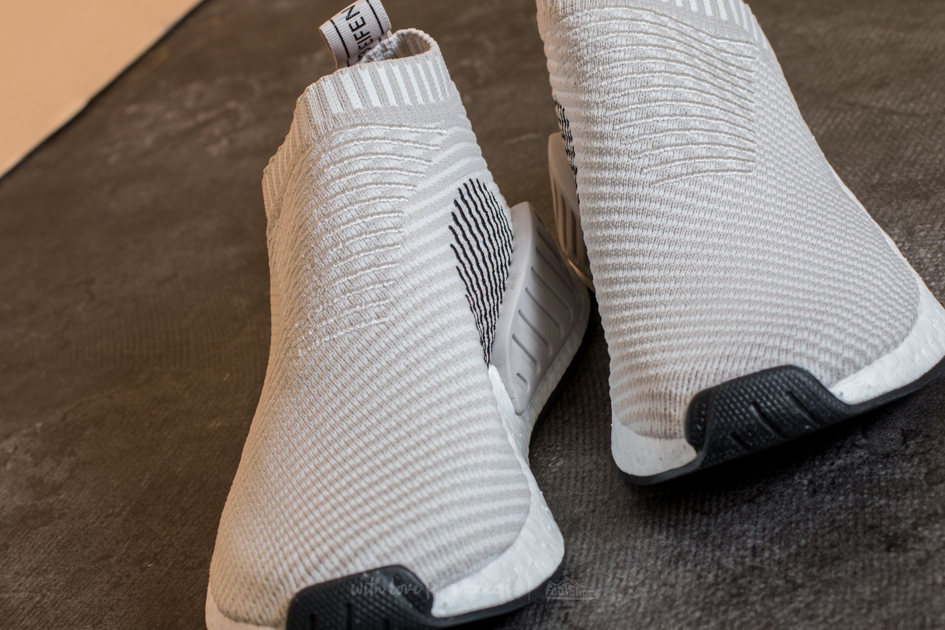 Adidas nmd cs2 primeknit grey discount