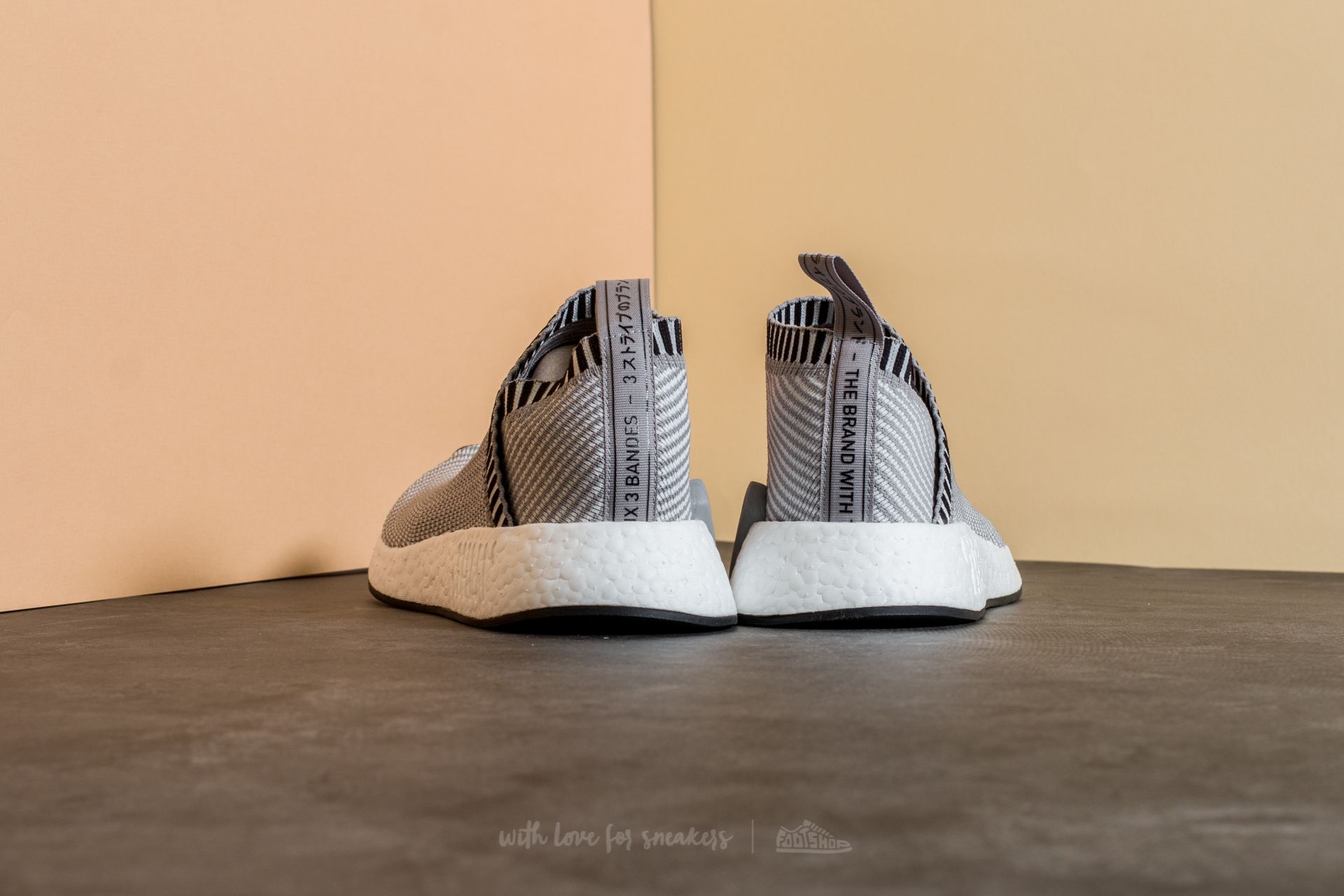 Sko til mænd adidas NMD_CS2 Primeknit Dark Grey Solid Grey/ Ftw White/ Shock Pink