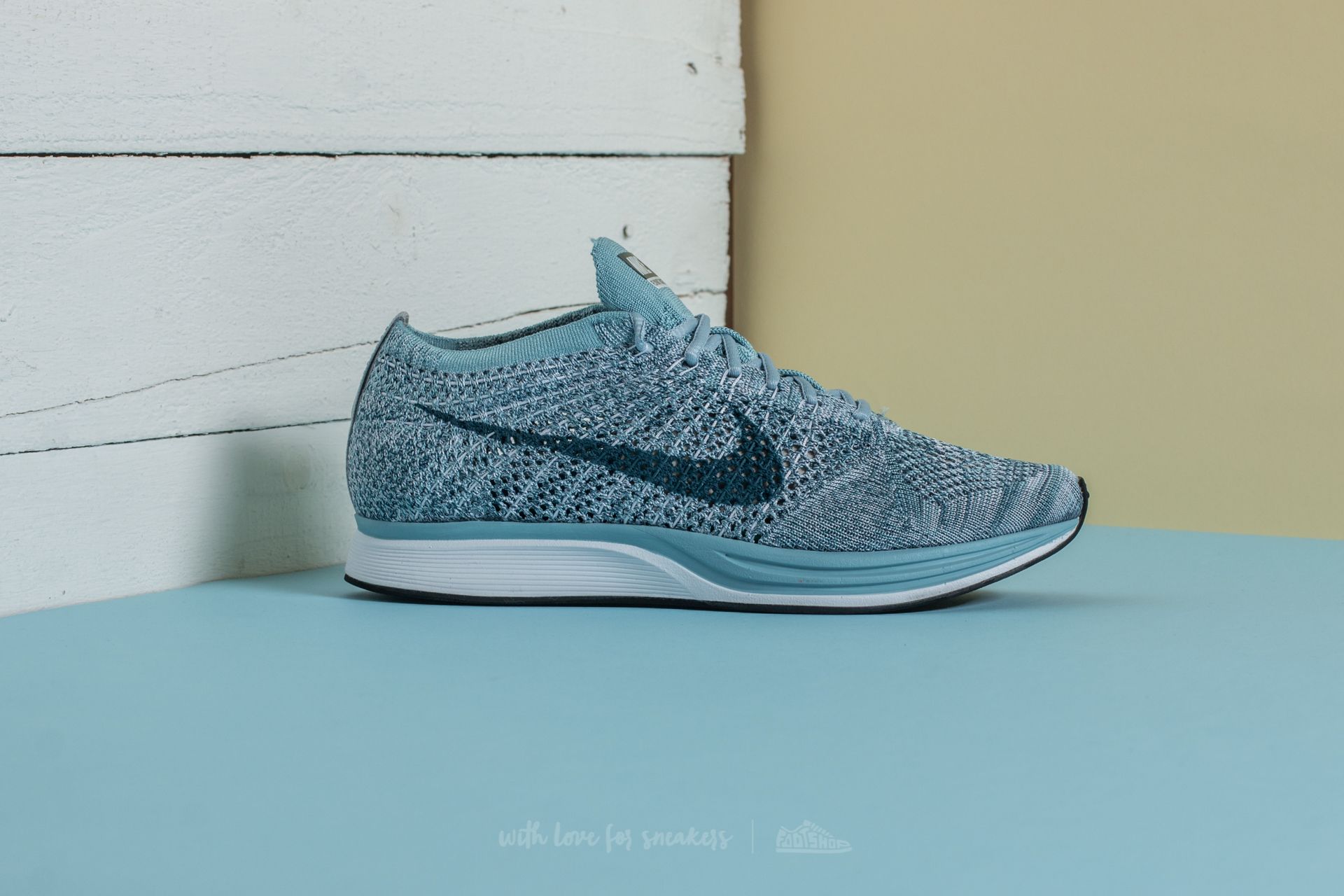 Herren Sneaker und Schuhe Nike Flyknit Racer White Legion Blue Mica Blue Footshop