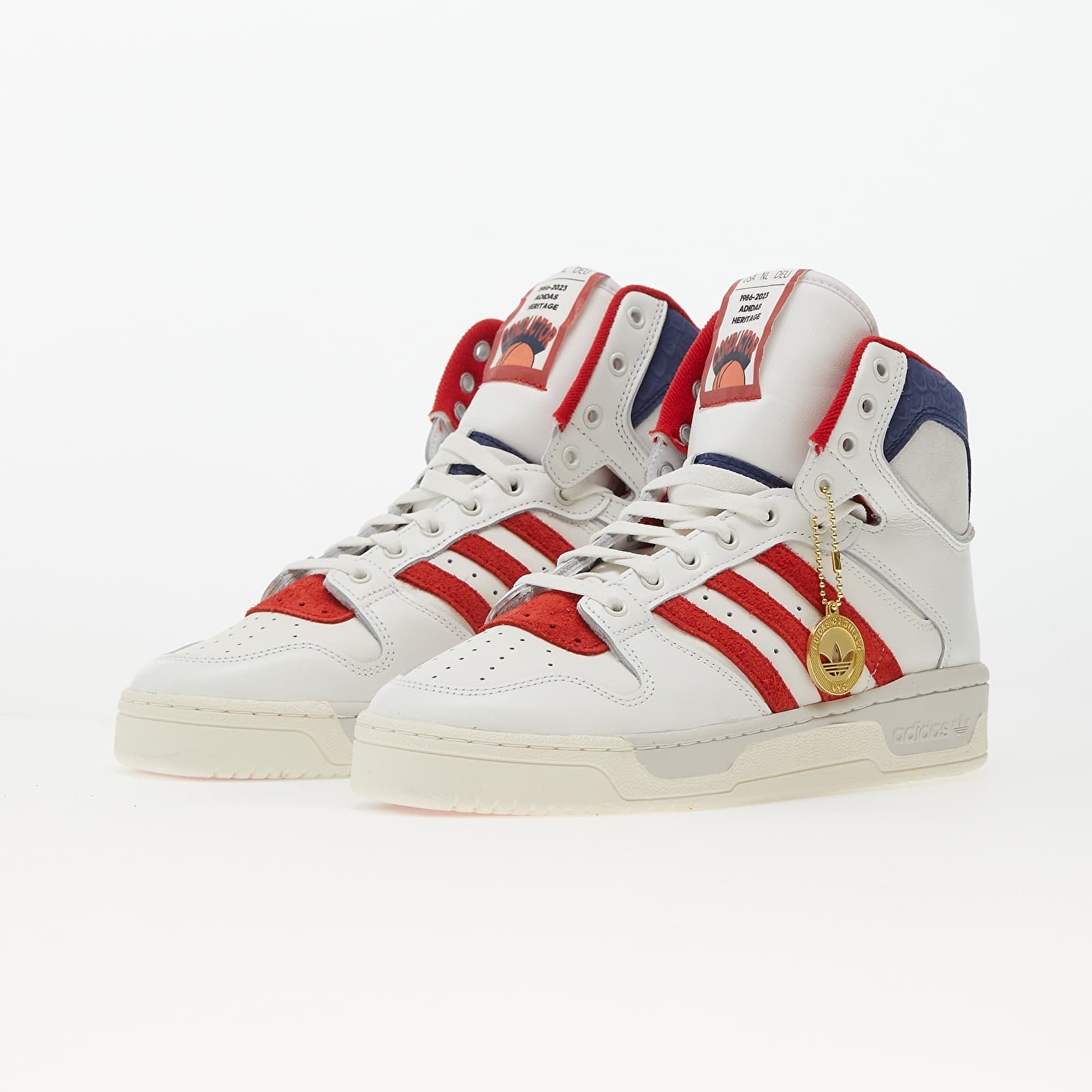 Férfi cipők adidas Conductor Hi Core White/ Scarlet/ Grey One