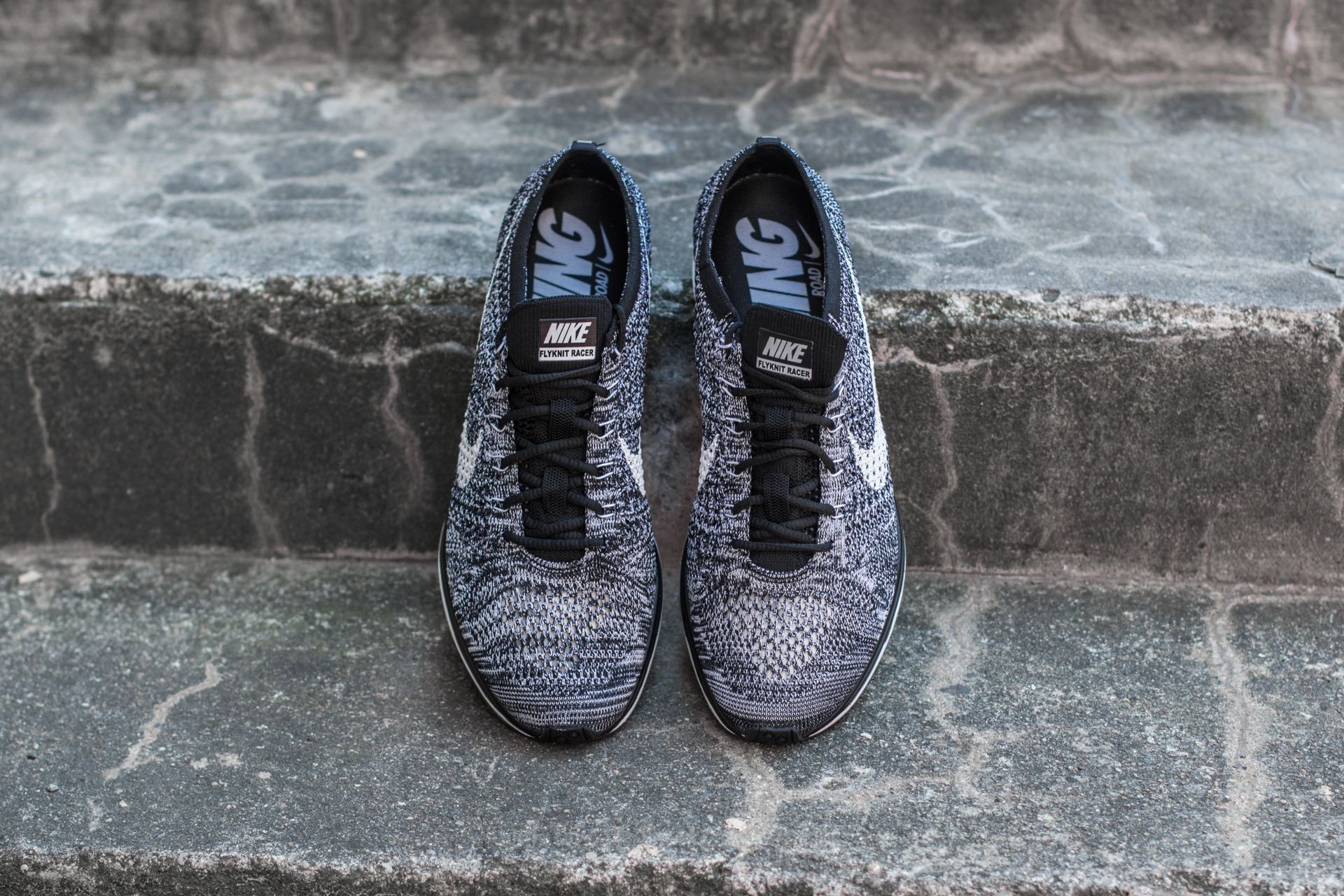 Chaussures et baskets homme Nike Flyknit Racer Black/ White