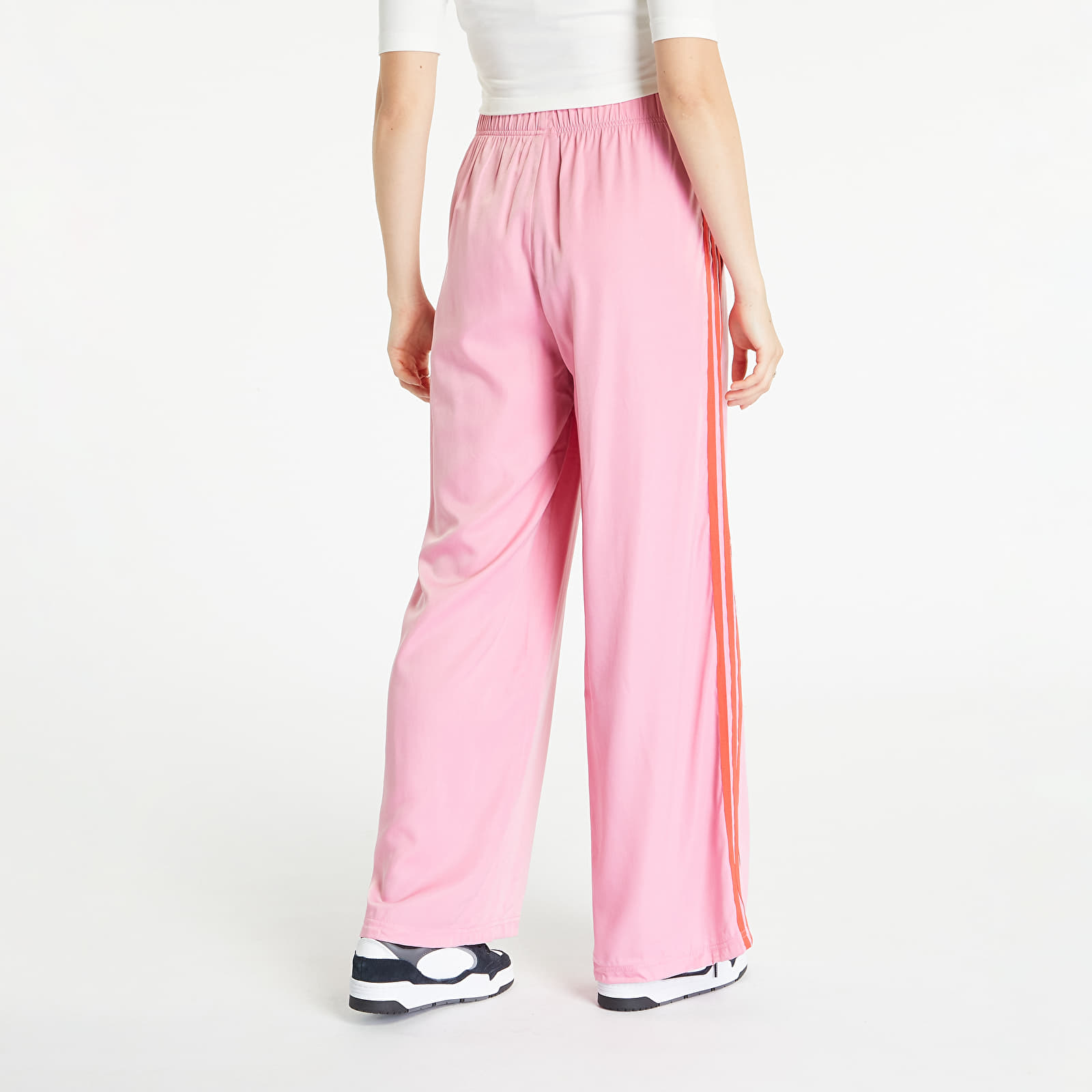 pantaloni adidas wide leg