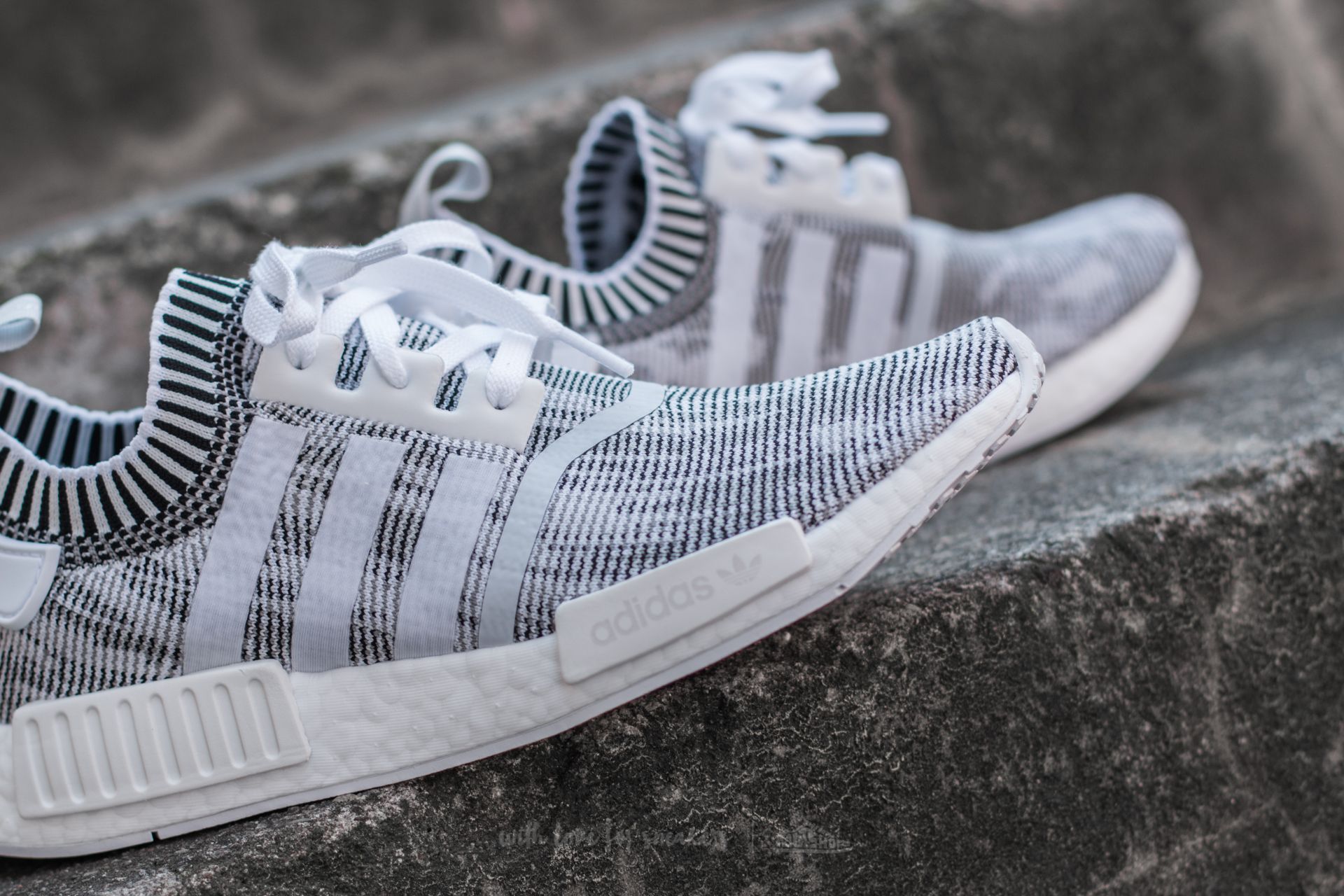 Herren Sneaker und Schuhe adidas NMD R1 Primeknit Ftw White