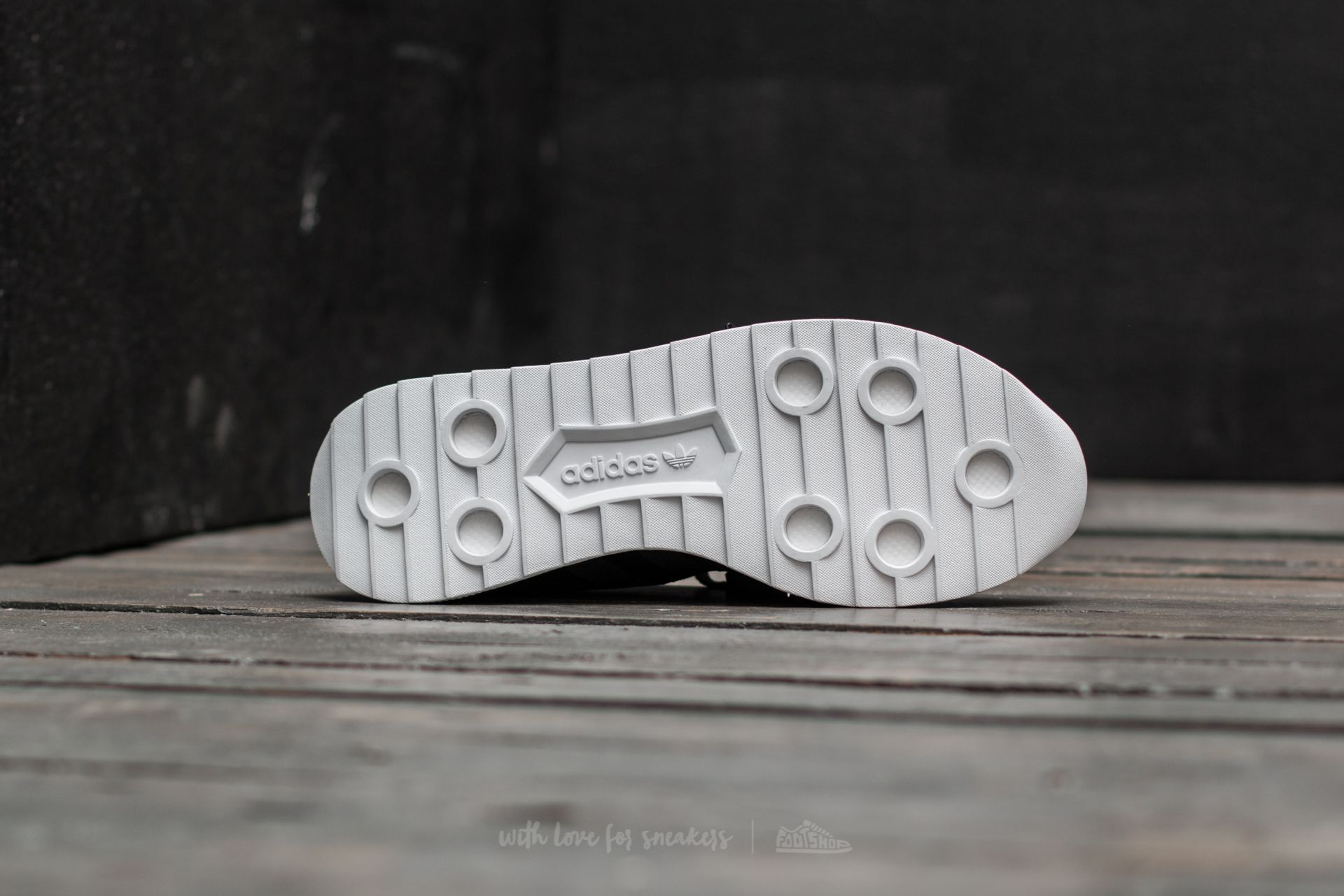 Adidas originals womens primeknit flb outlet trainers core black/core black/footwear white
