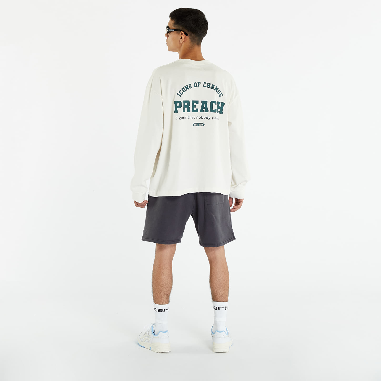 Tricouri  PREACH Destroyed Varsity L Off White