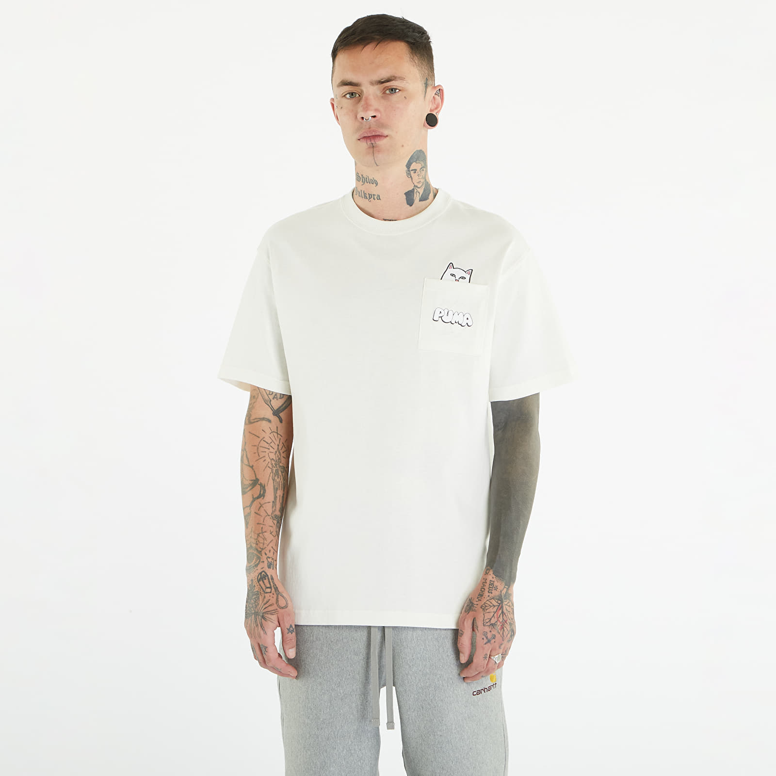 T shirts Puma x RIPNDIP Pocket Tee Warm White Footshop