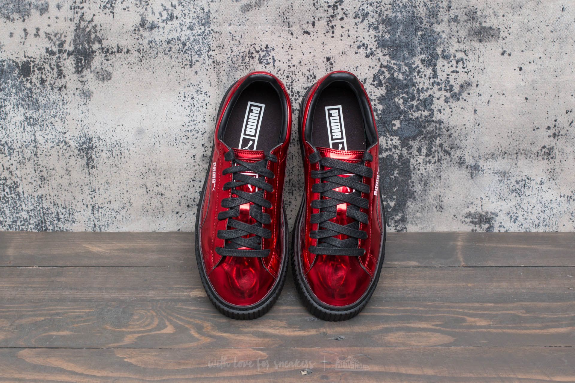 Puma red deals platform sneakers