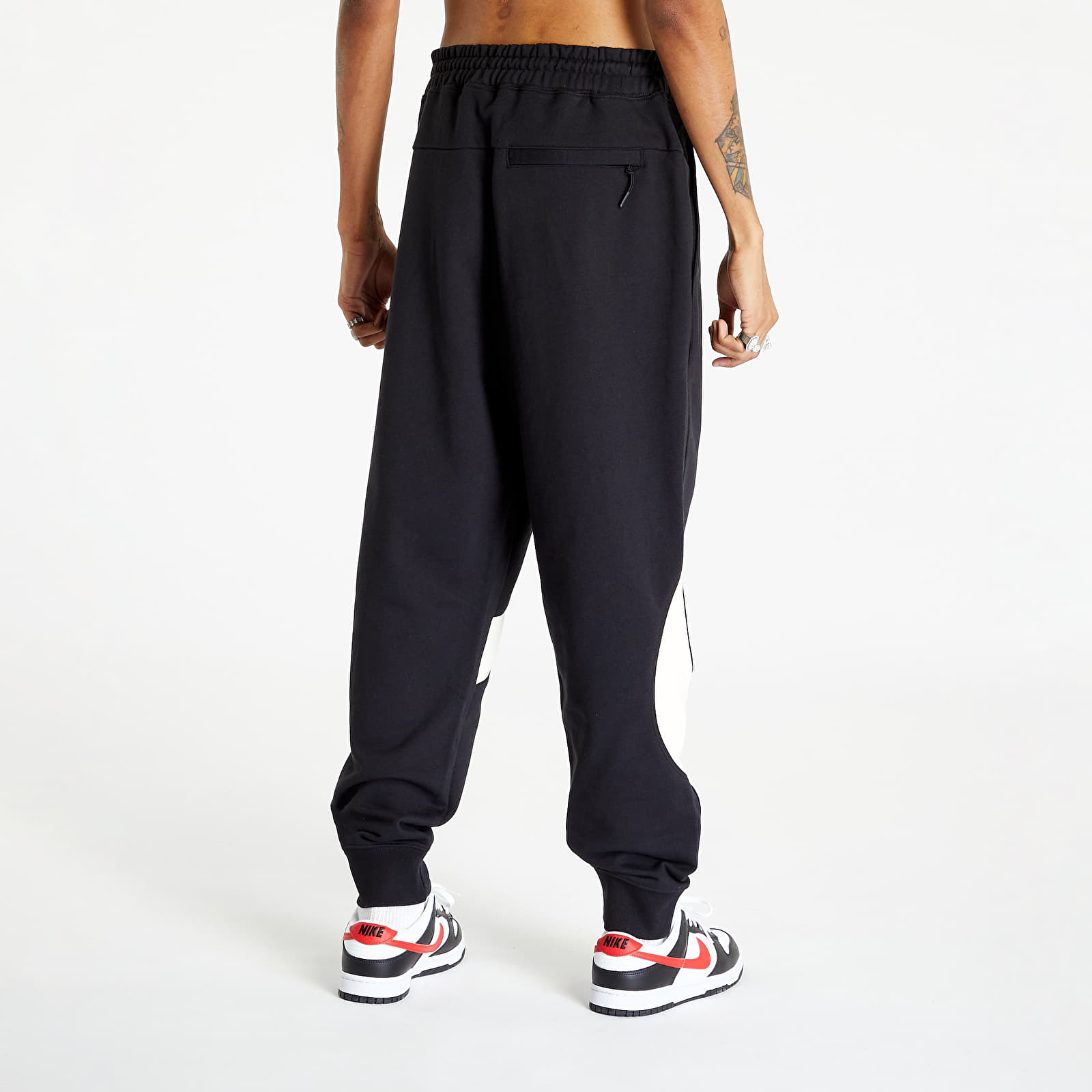 Jogger kelnės Nike Swoosh Fleece Pants Black/ Coconut Milk/ Black