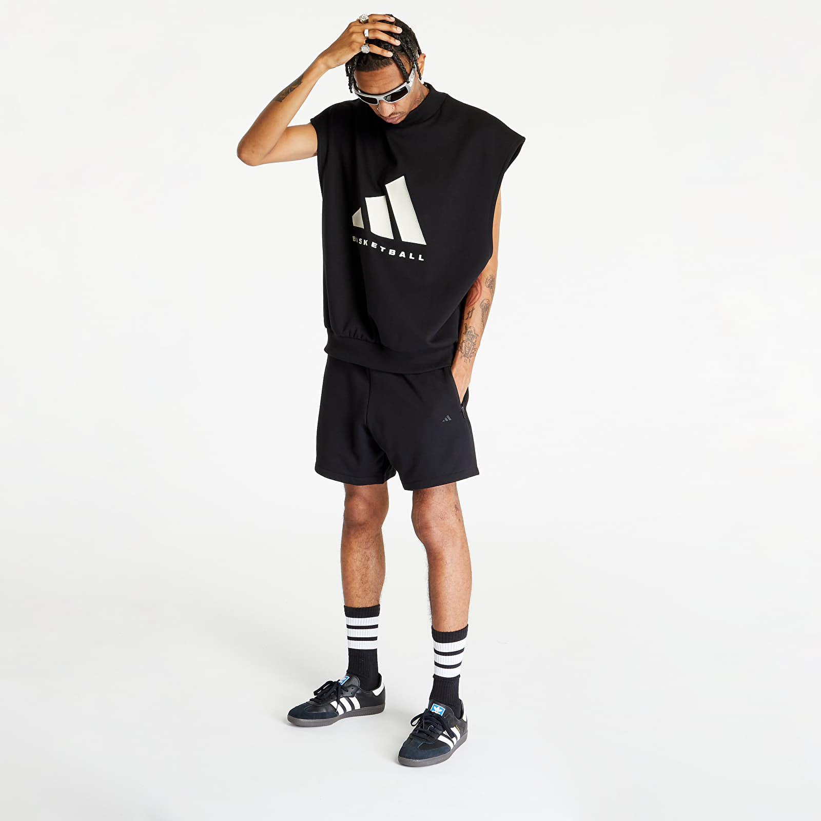 Hoodies and sweatshirts adidas Performance ONE BasketBall Sleeveless Sweatshirt UNISEX Black/ Talc