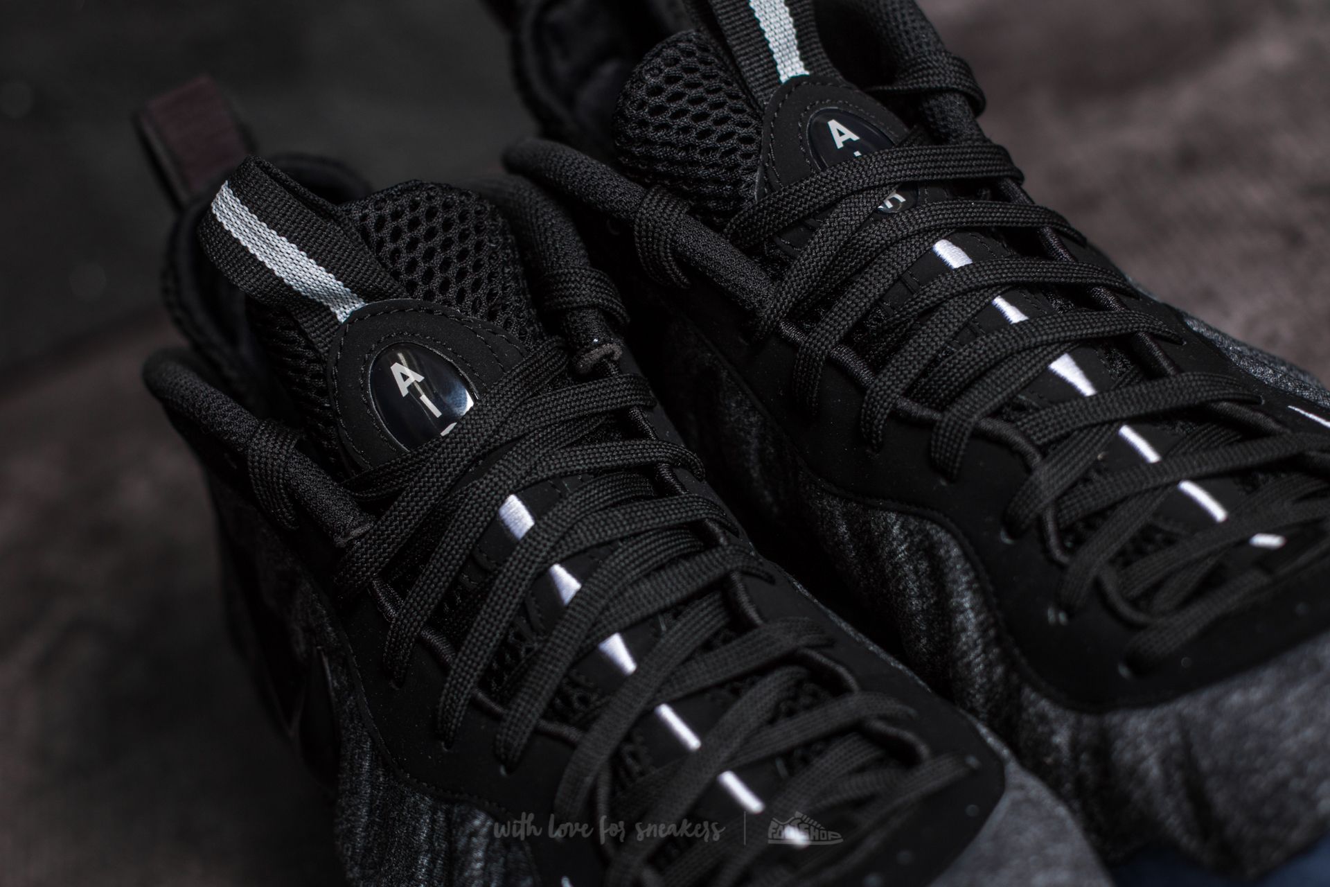 Dark clearance grey foamposite