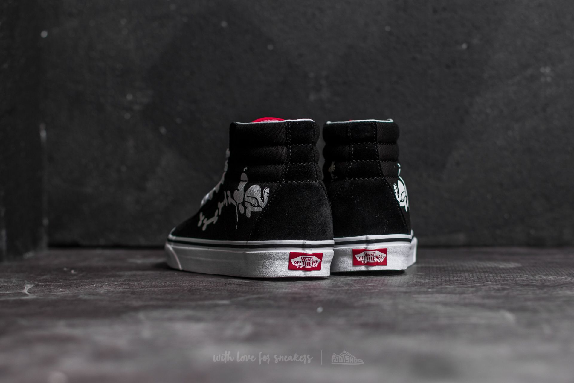 Vans sk8 hi snoopy hotsell