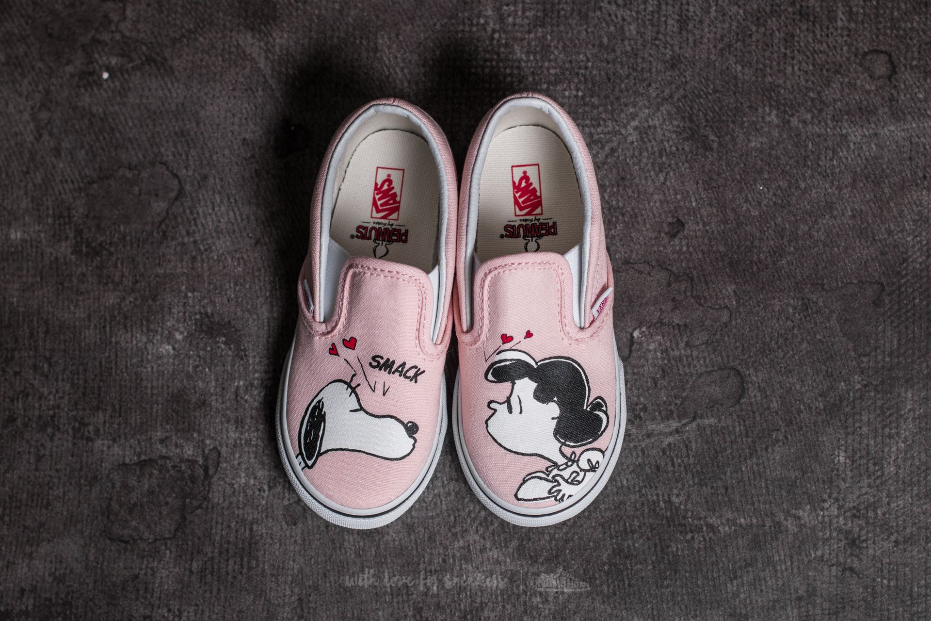 Gyerek sneakerek and cipők Vans x Peanuts Classic Slip-On Smack/ Pearl