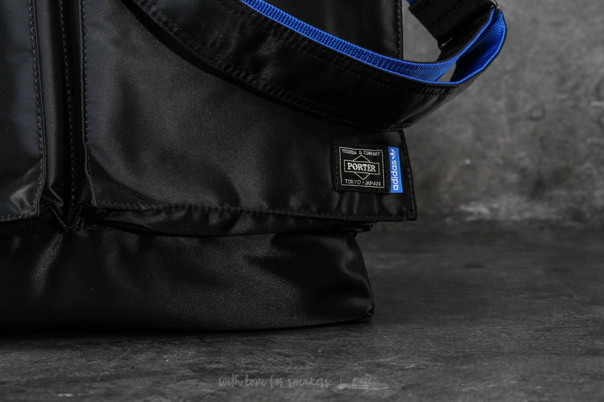 Adidas discount porter bag