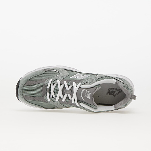 Chaussures et baskets homme New Balance 530 Juniper Footshop