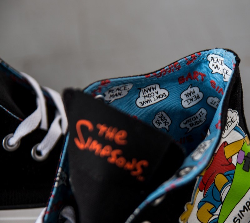 Meeste kingad Converse CT HI The Simpsons Black/Multi
