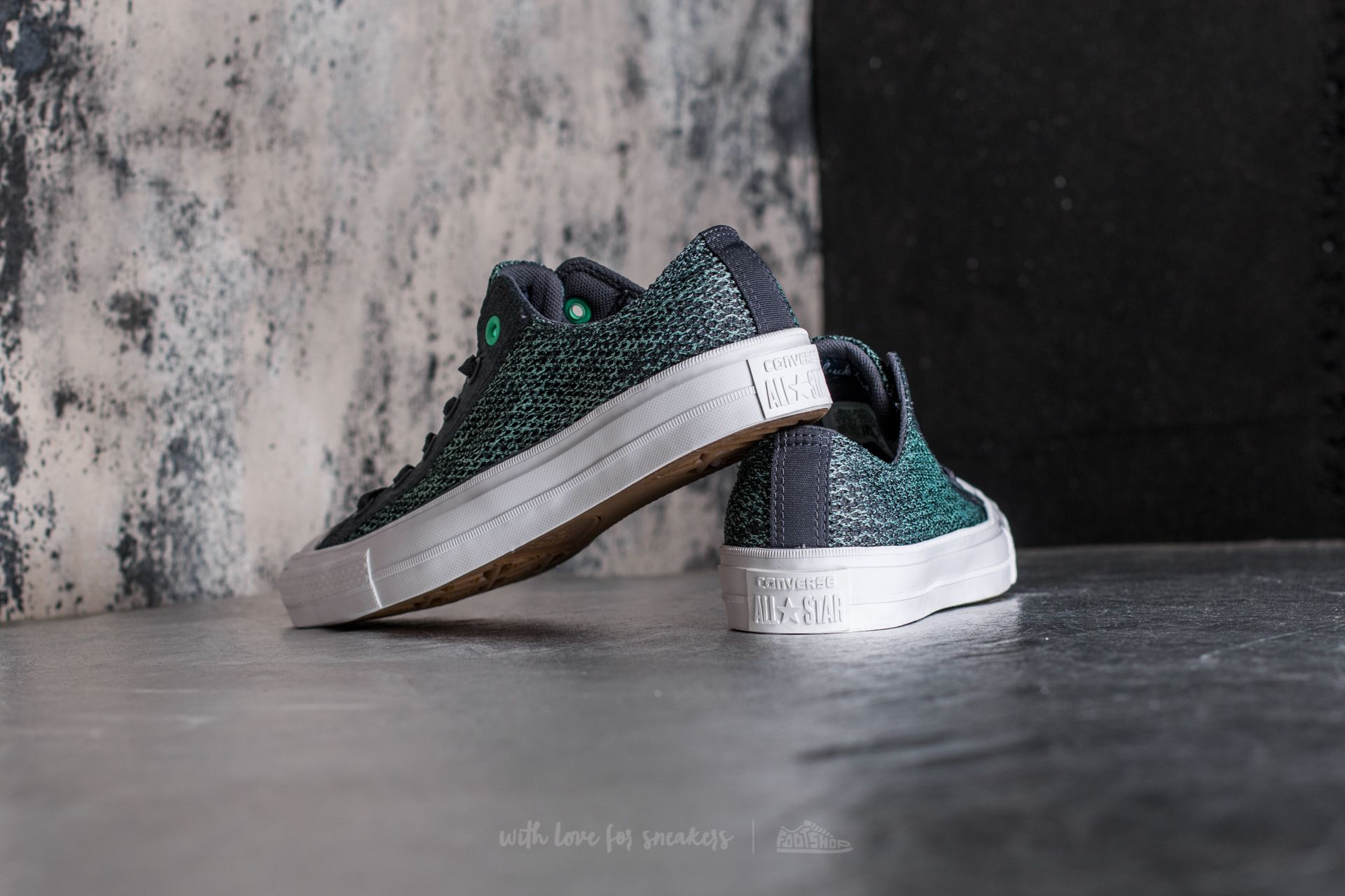 Converse star clearance player ox sharkskin