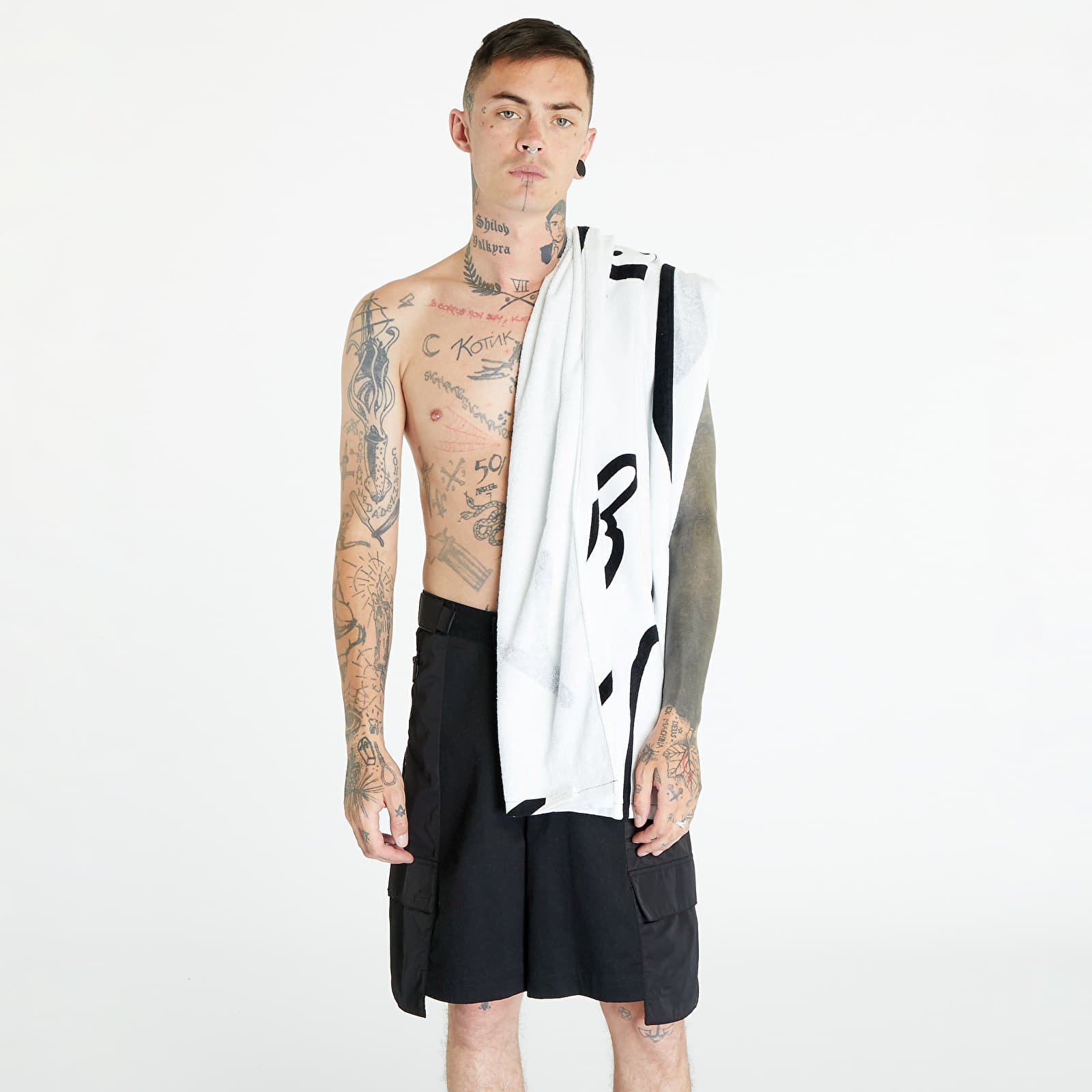 Otros accesorios RIPNDIP Lord Nermal Beach Towel Black