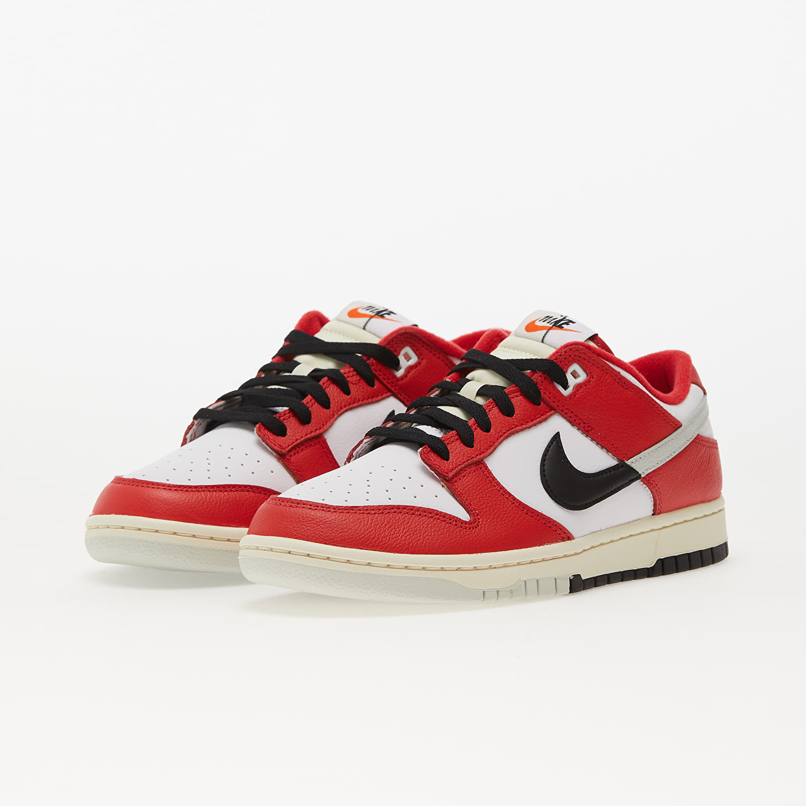 Herresko Nike Dunk Low Retro Premium University Red/ Black-Light Silver-White