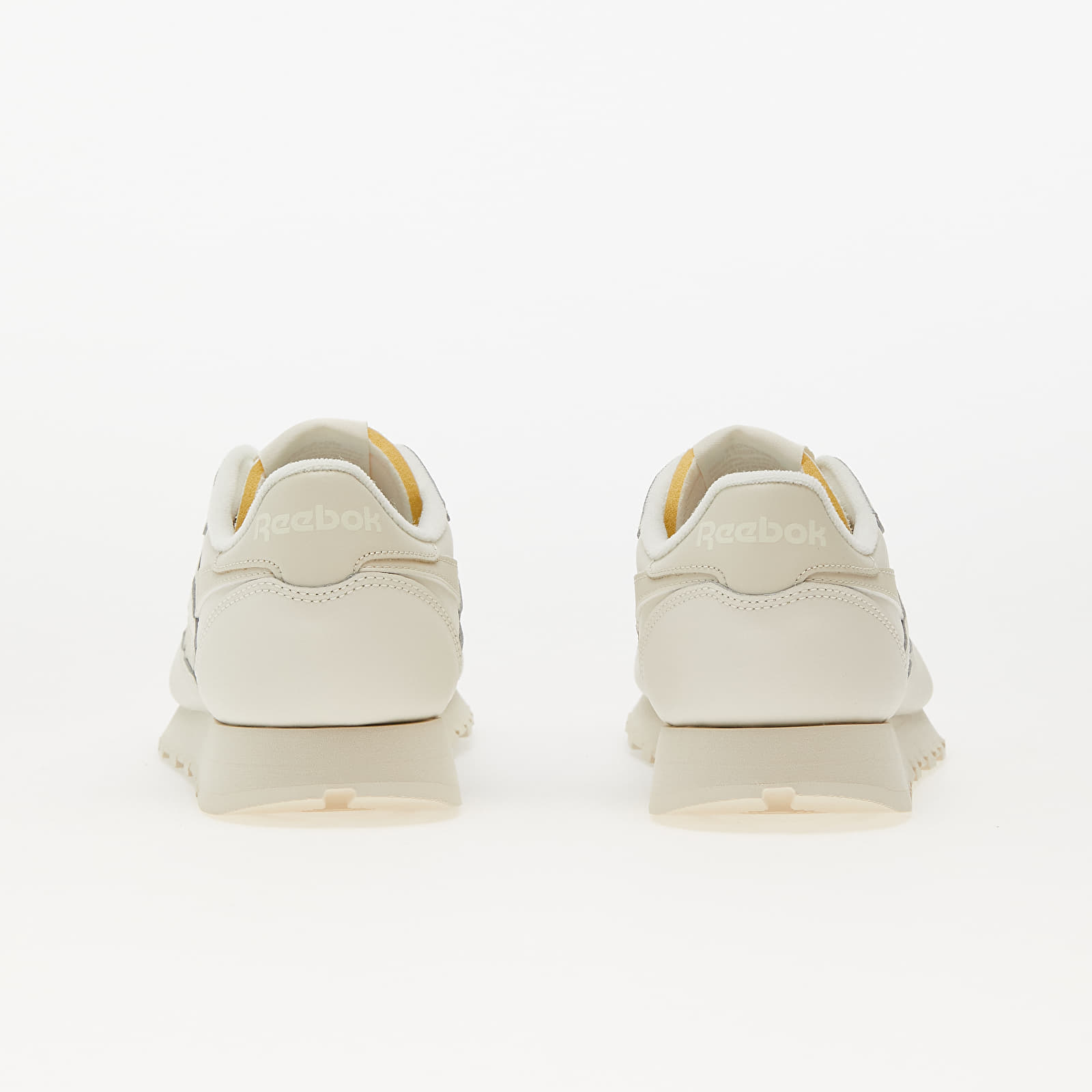 Dámske topánky a tenisky Reebok Classic Leather Chalk/ Paper White/ Alabaster