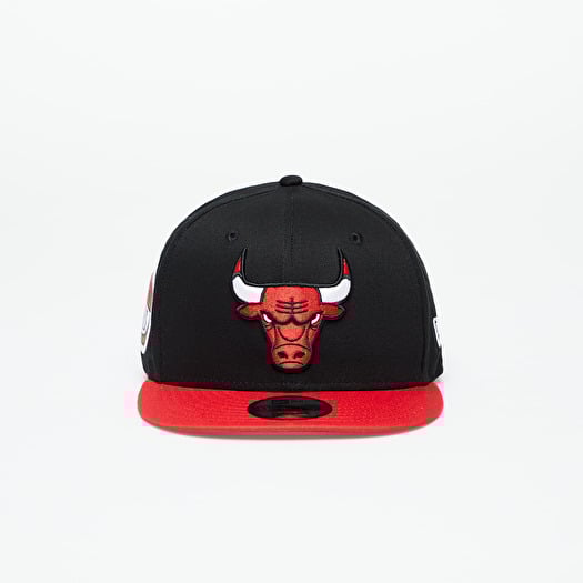 New Era Chicago Bulls Team Side Patch 9Fifty Snapback Cap Black/ Front Door Red