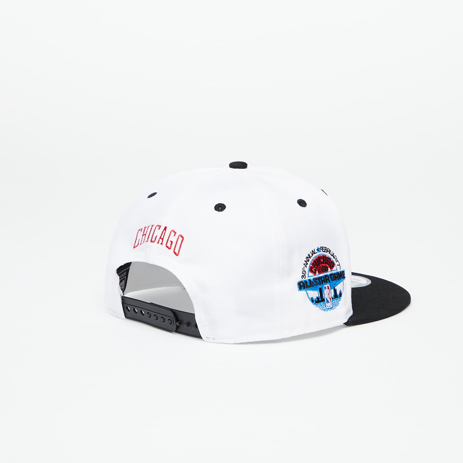 Caps New Era Chicago Bulls White Crown Patch 9Fifty Snapback Cap Optic White/ Black
