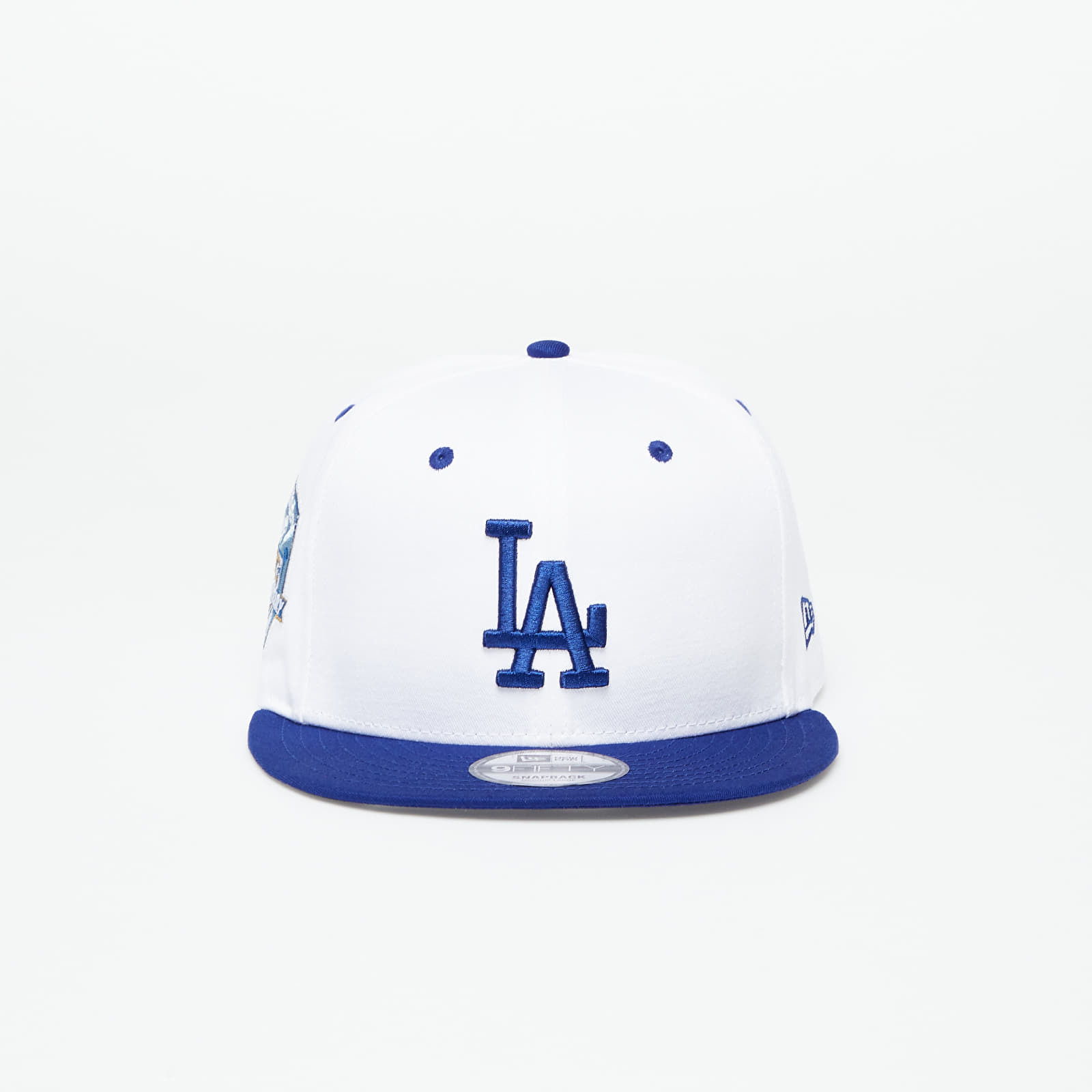 Levně New Era Los Angeles Dodgers White Crown Patch 9Fifty Snapback Cap Optic White/ Light Royal/ Bright Royal