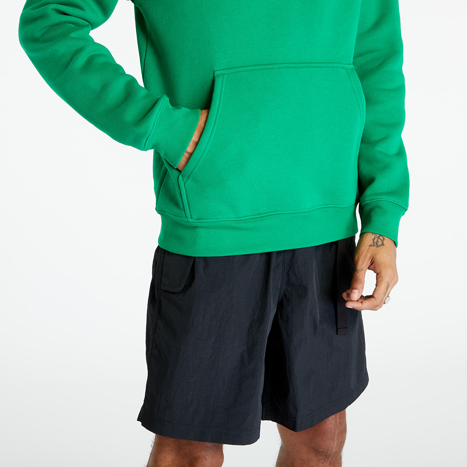 Mikinas ar kapuci un sporta krekli adidas Essential Hoody Green