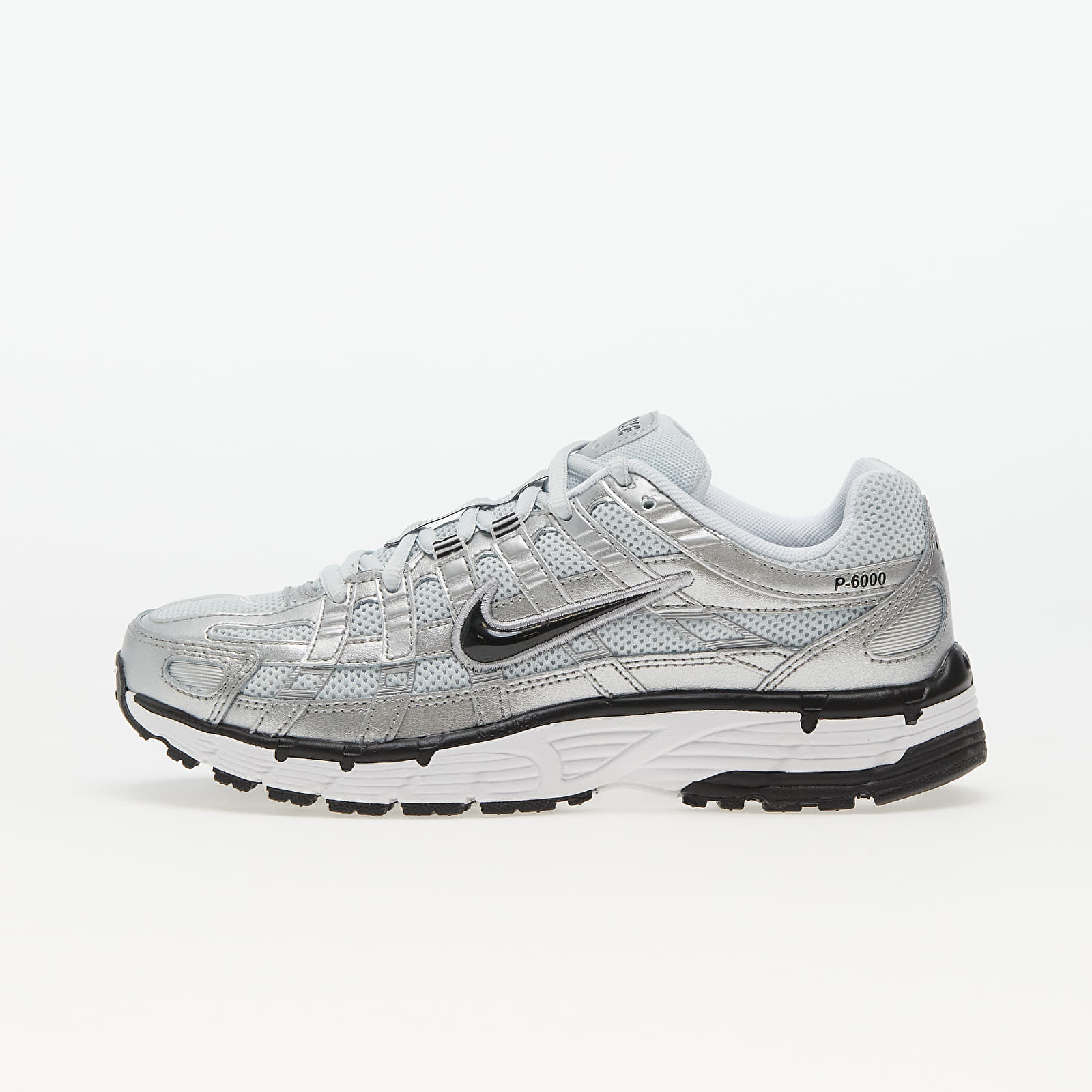 Levně Tenisky Nike W P-6000 White/ Black-Metallic Silver