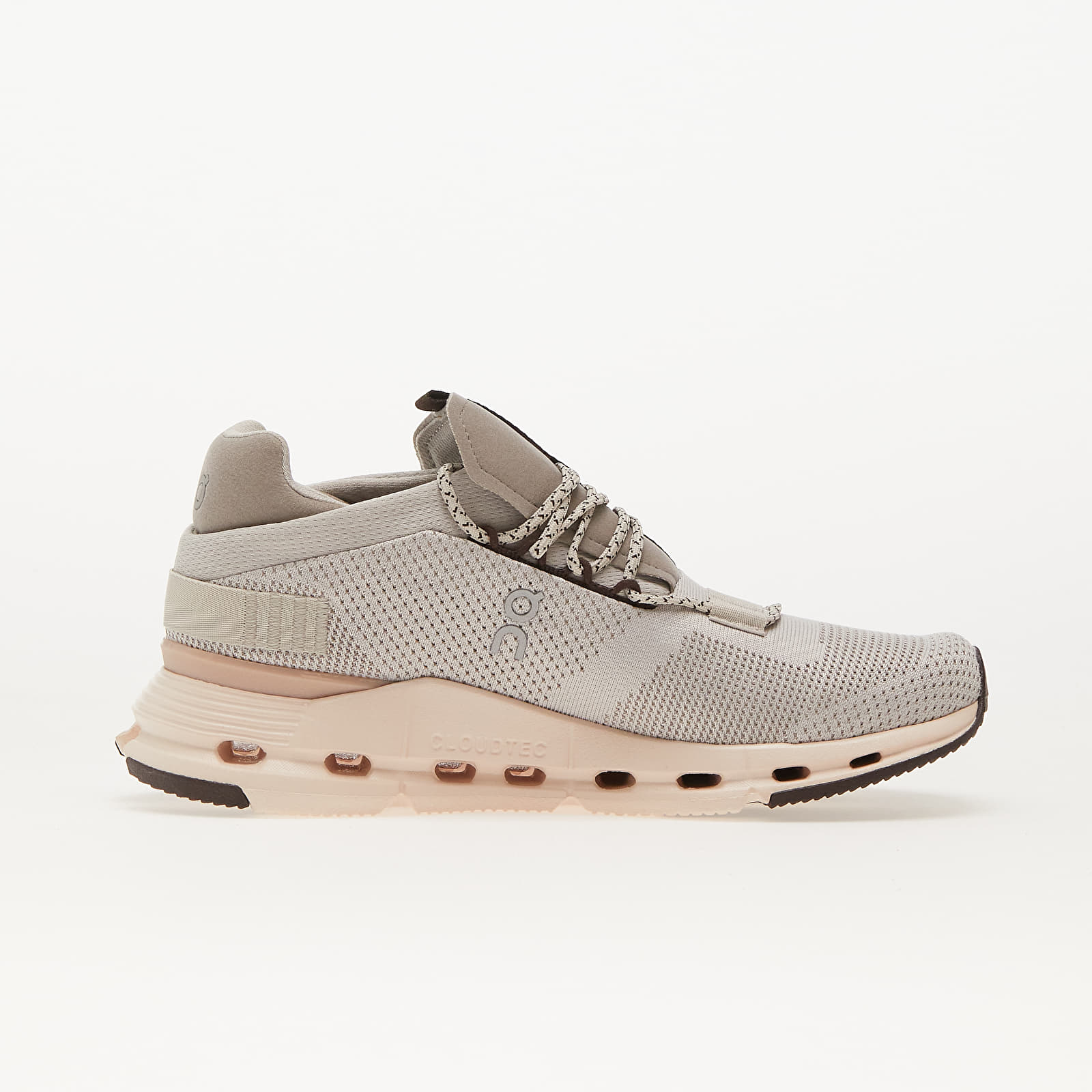 Women's shoes On W Cloudnova Pearl/ Shell