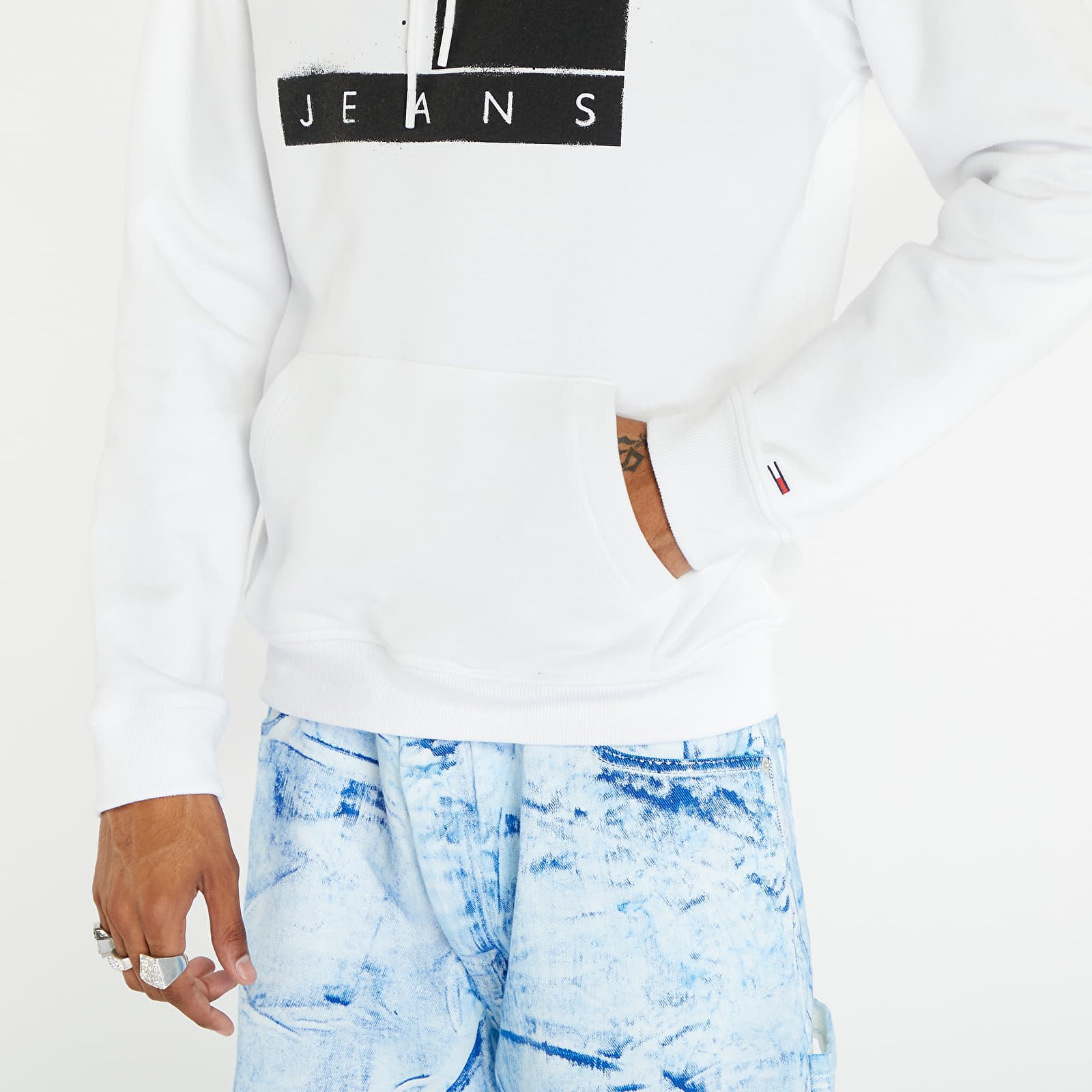 Bluzy Tommy Jeans Reg Flag Spray Hoodie White